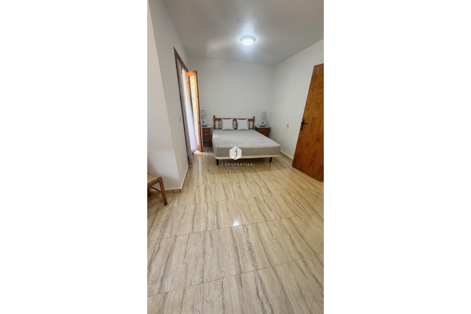 Resale - Chalet -
Orihuela Costa - Costa Blanca