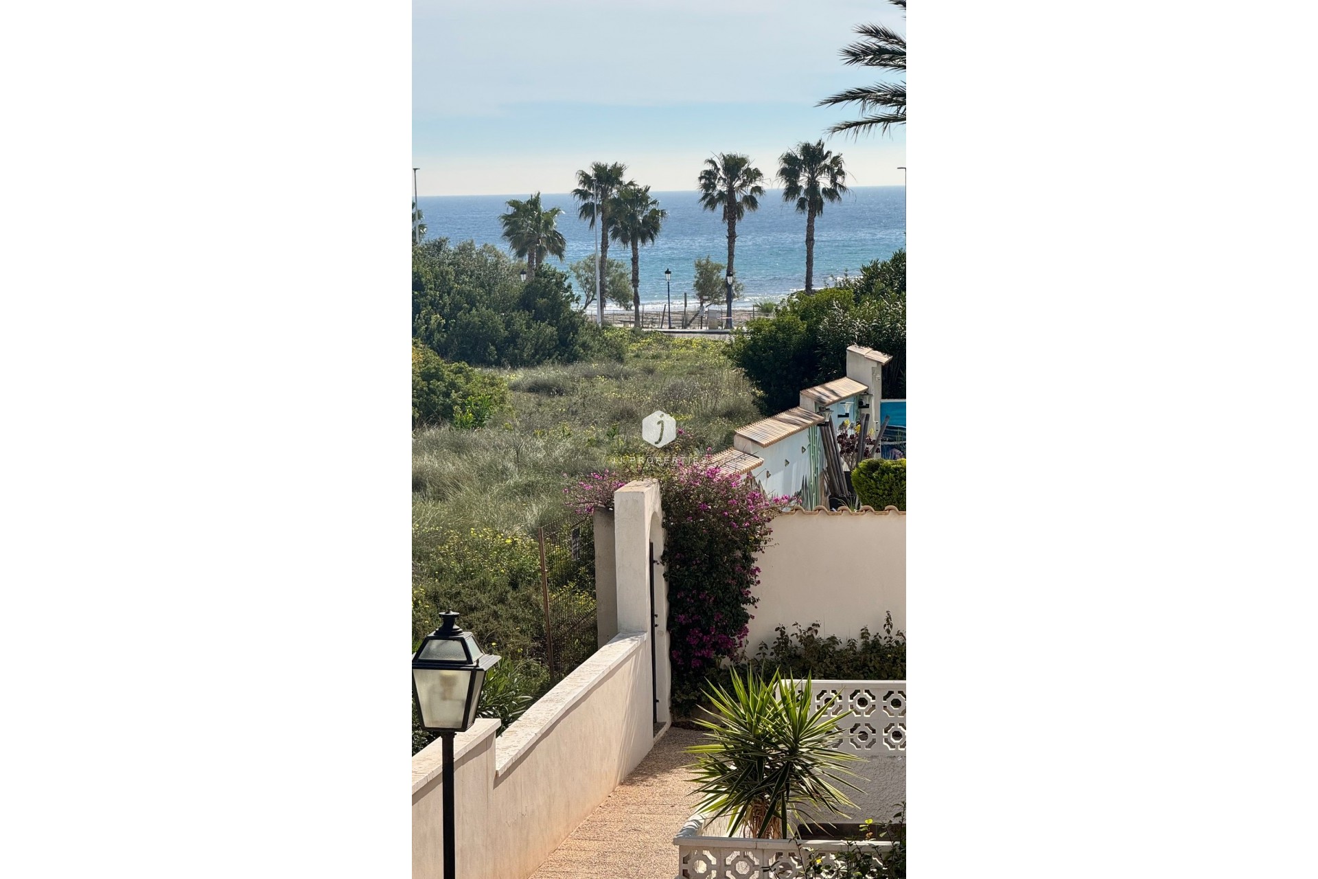 Resale - Chalet -
Orihuela Costa - Costa Blanca