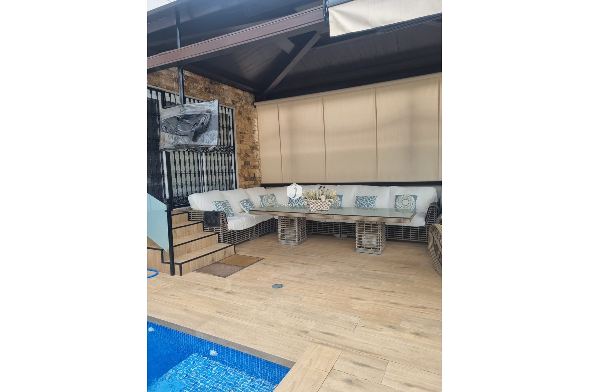 Resale - Chalet -
Orihuela Costa - Costa Blanca