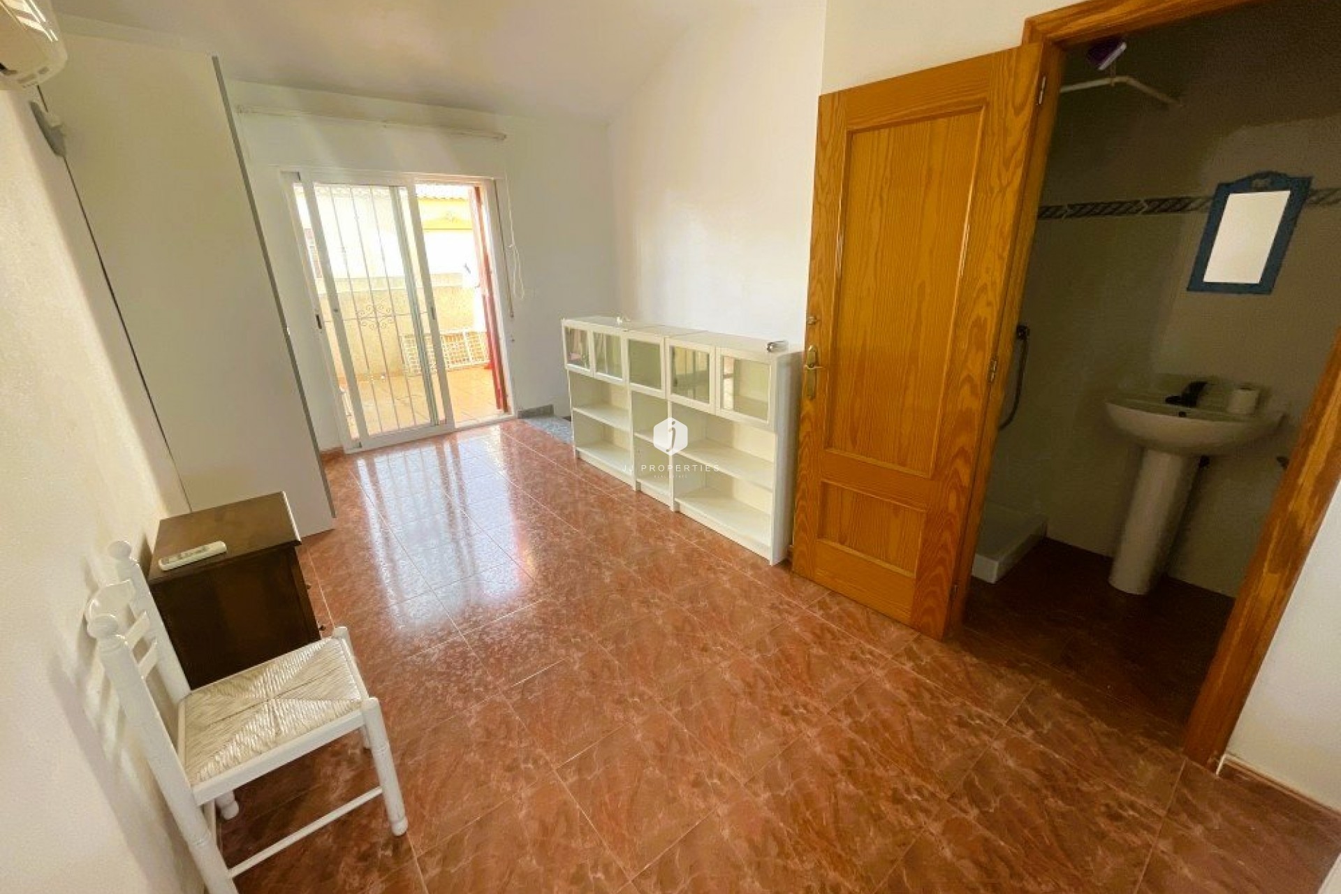 Resale - Chalet -
Orihuela Costa - Costa Blanca