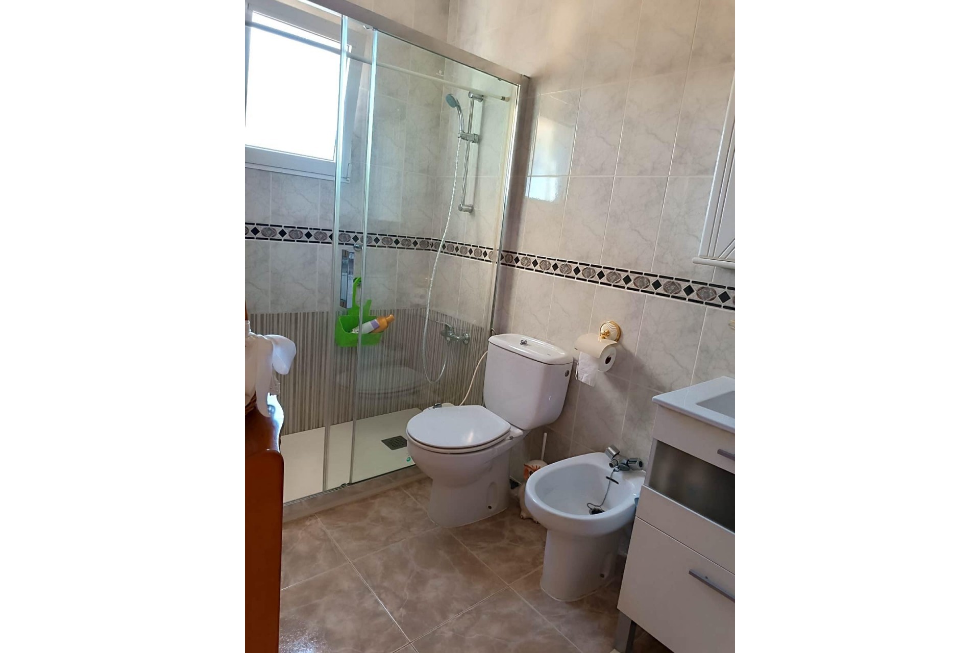 Resale - Chalet -
Orihuela Costa - La Zenia