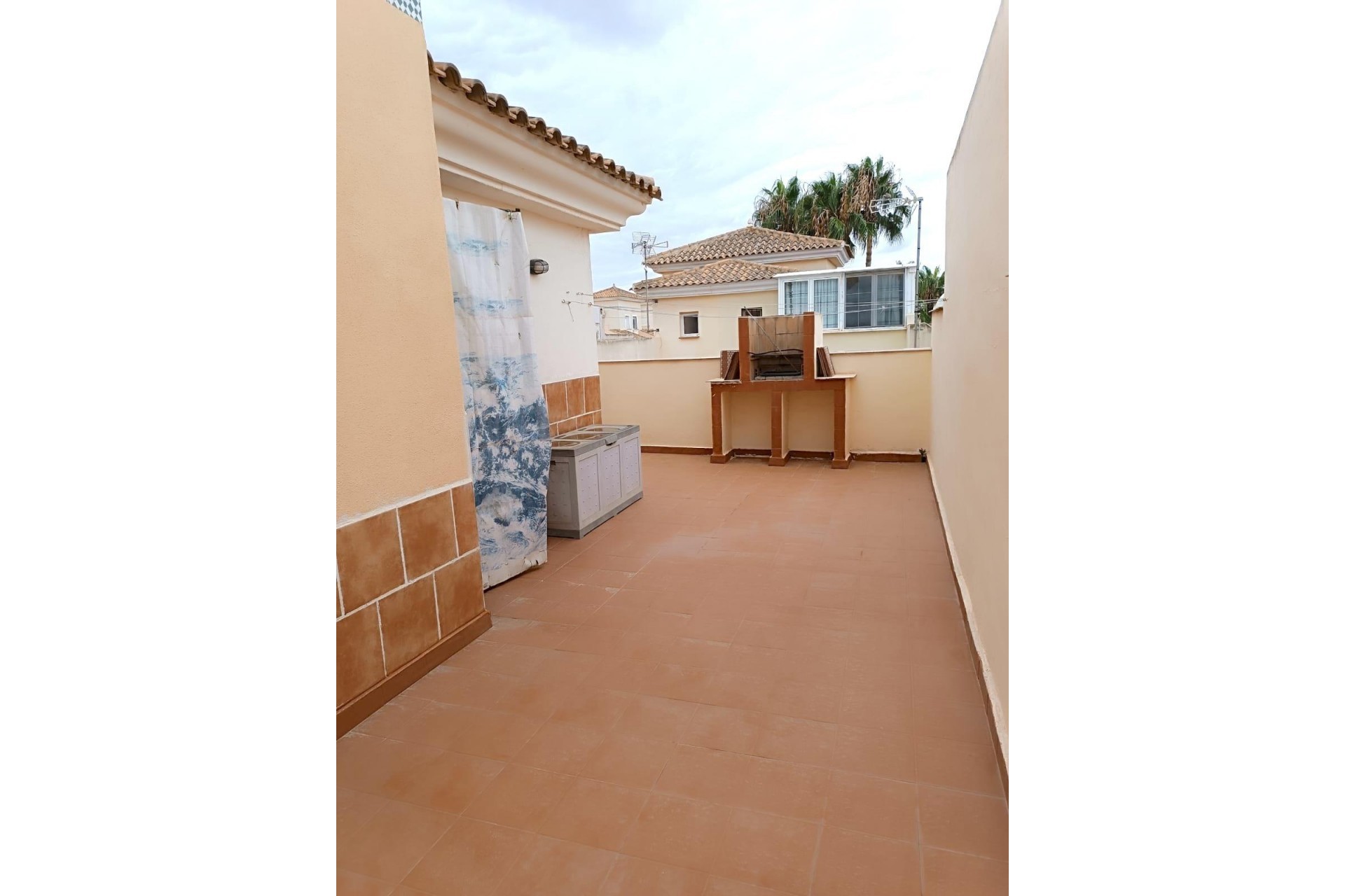 Resale - Chalet -
Orihuela Costa - La Zenia