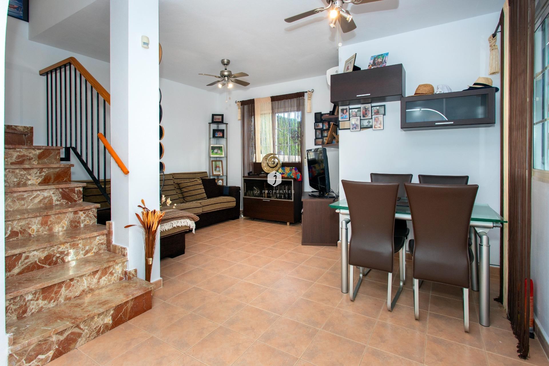 Resale - Chalet -
Orihuela Costa - Las Filipinas