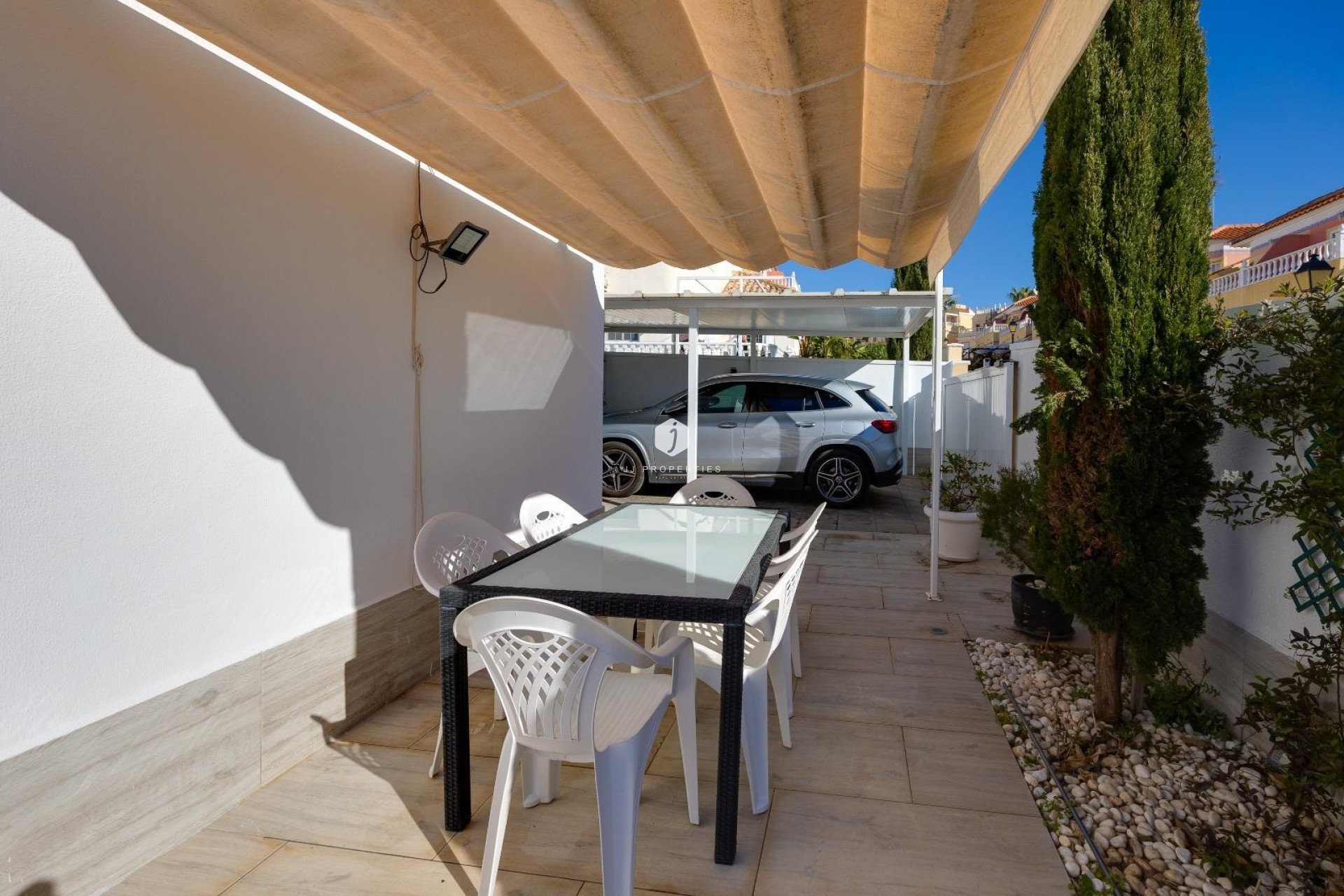 Resale - Chalet -
Orihuela Costa - Las Filipinas