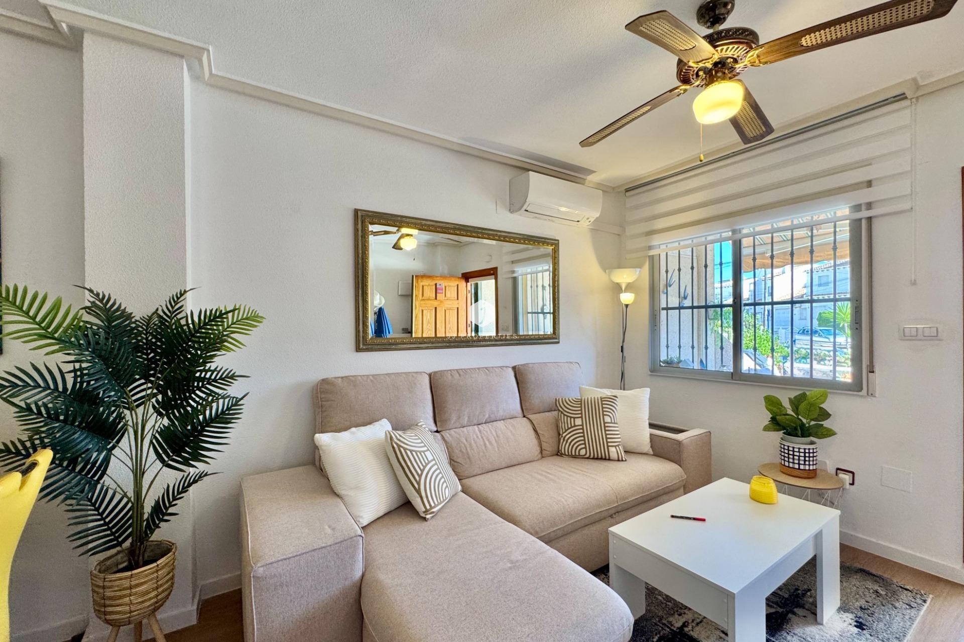 Resale - Chalet -
Orihuela Costa - Las Filipinas
