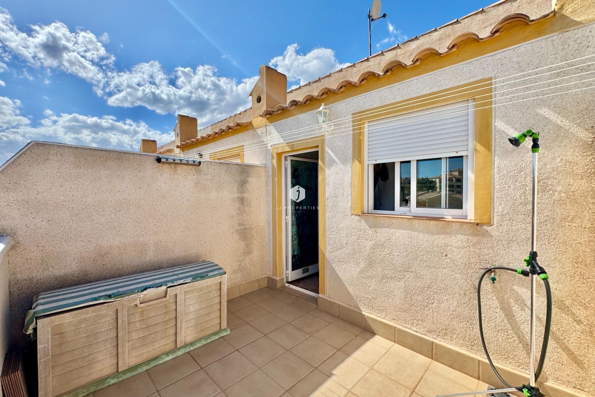 Resale - Chalet -
Orihuela Costa - Las Filipinas