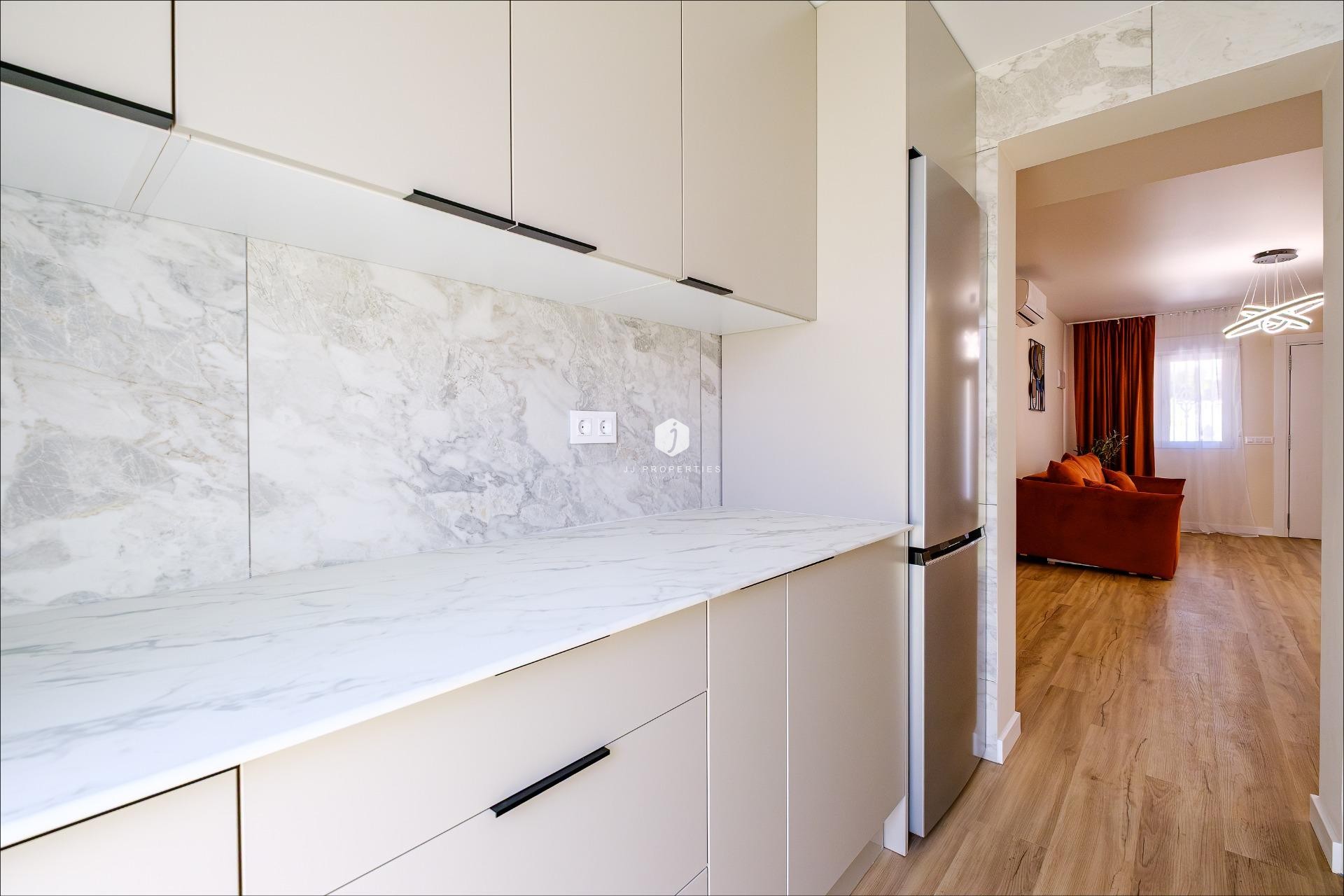 Resale - Chalet -
Orihuela Costa - Las Filipinas