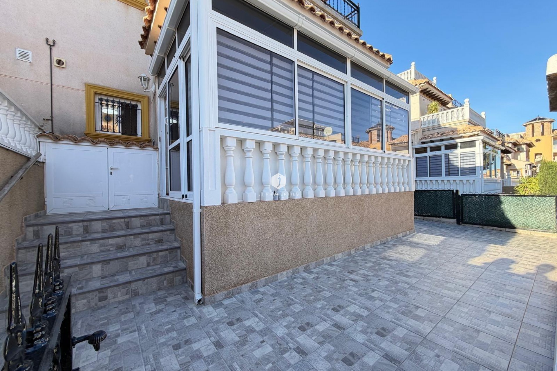Resale - Chalet -
Orihuela Costa - Las Filipinas