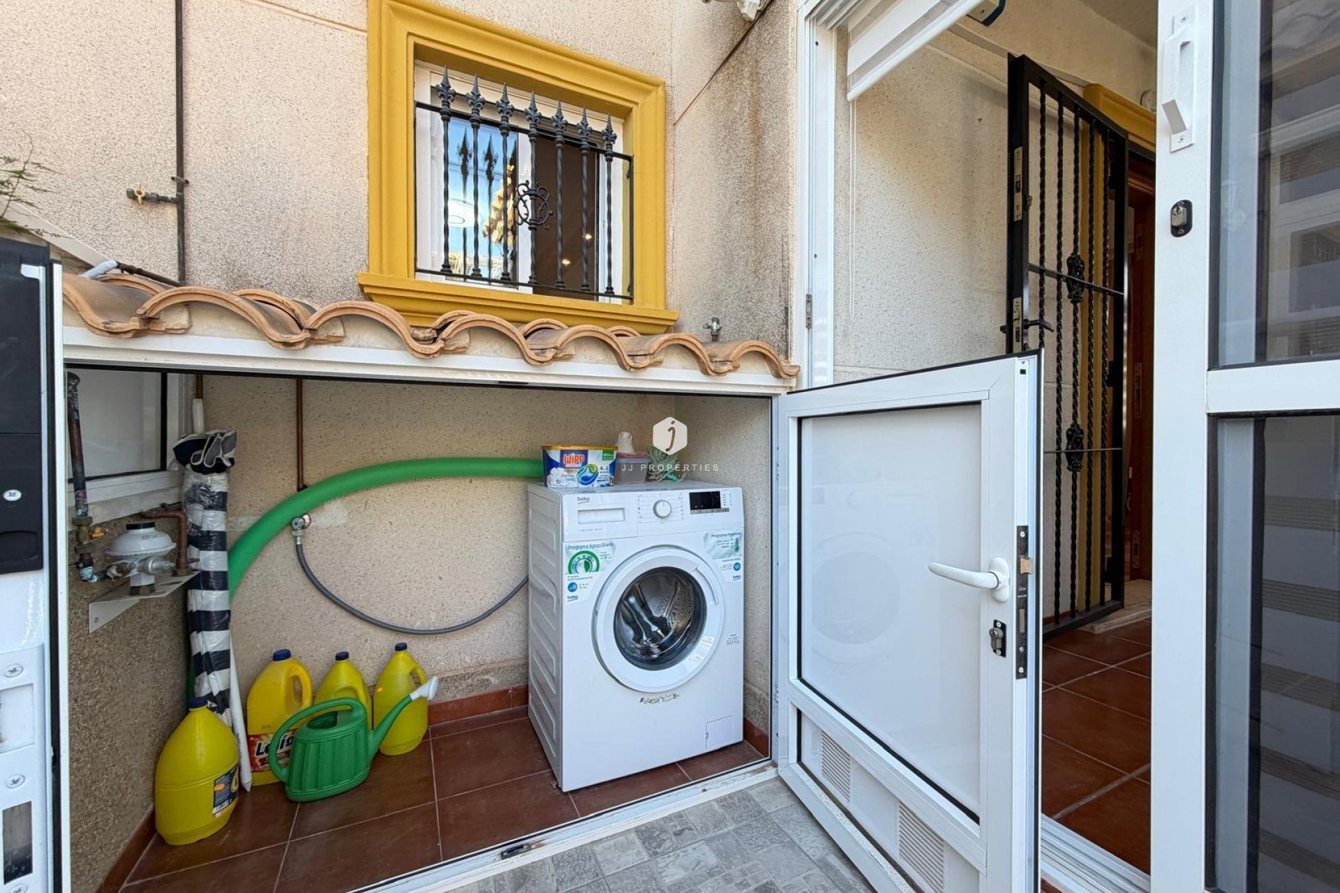 Resale - Chalet -
Orihuela Costa - Las Filipinas