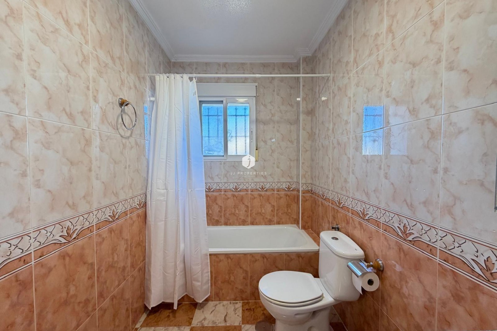 Resale - Chalet -
Orihuela Costa - Las Filipinas