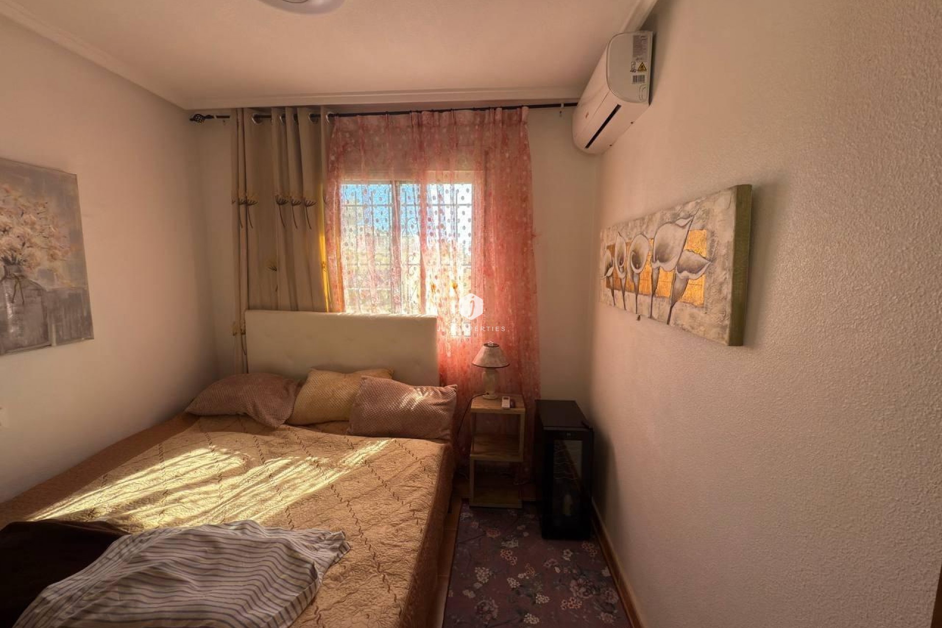 Resale - Chalet -
Orihuela Costa - Los Almendros-la Florida