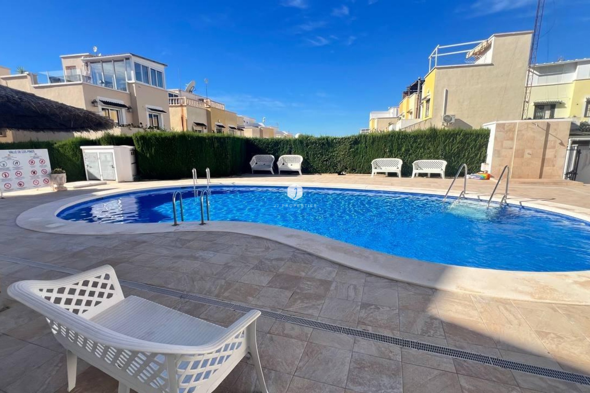 Resale - Chalet -
Orihuela Costa - Los Almendros-la Florida