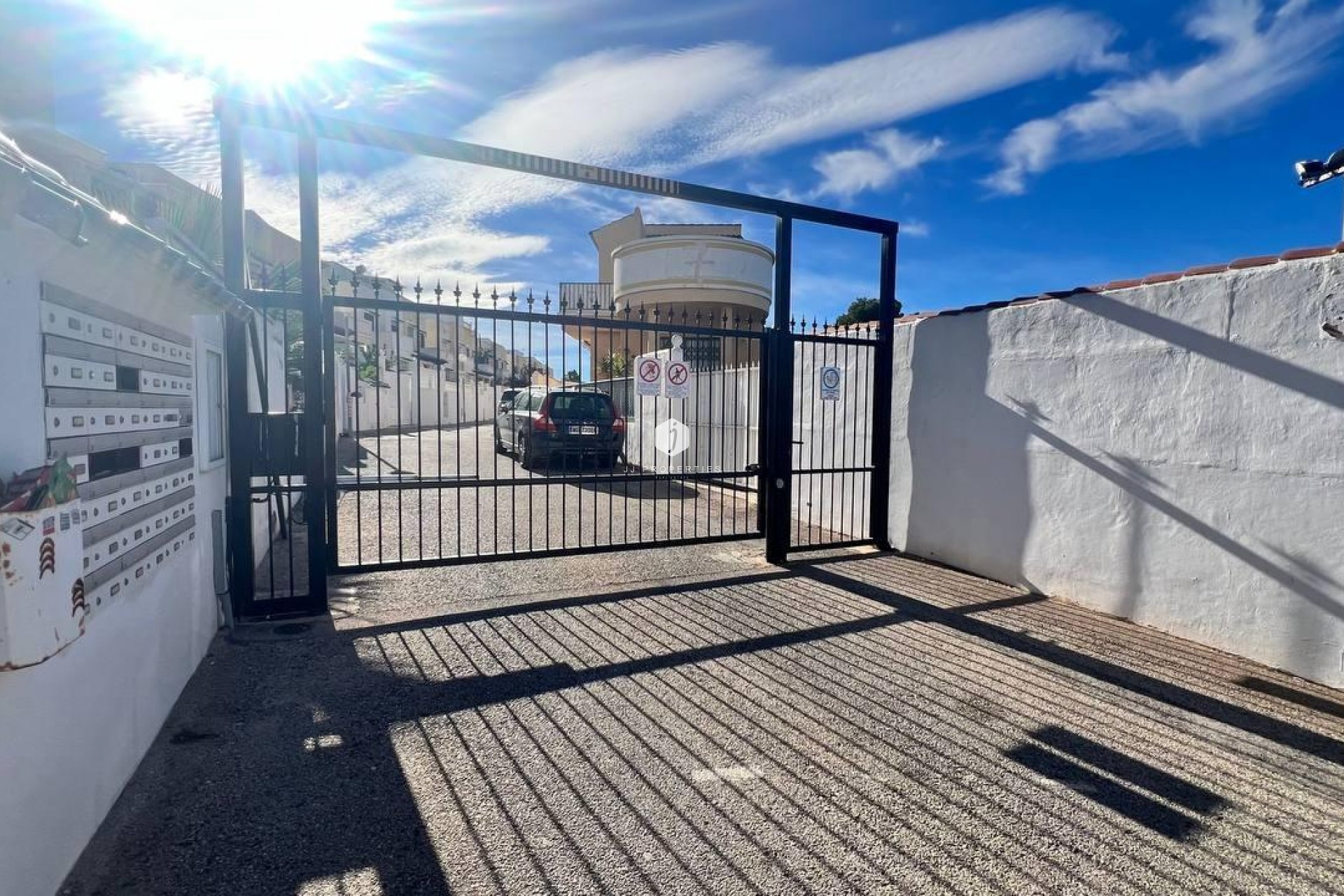 Resale - Chalet -
Orihuela Costa - Los Almendros-la Florida