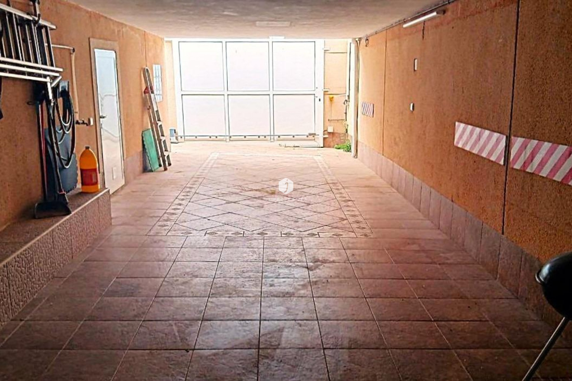Resale - Chalet -
Orihuela Costa - Los Almendros-la Florida