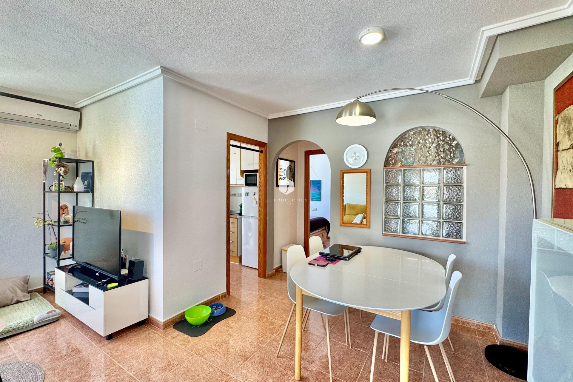 Resale - Chalet -
Orihuela Costa - Los Altos