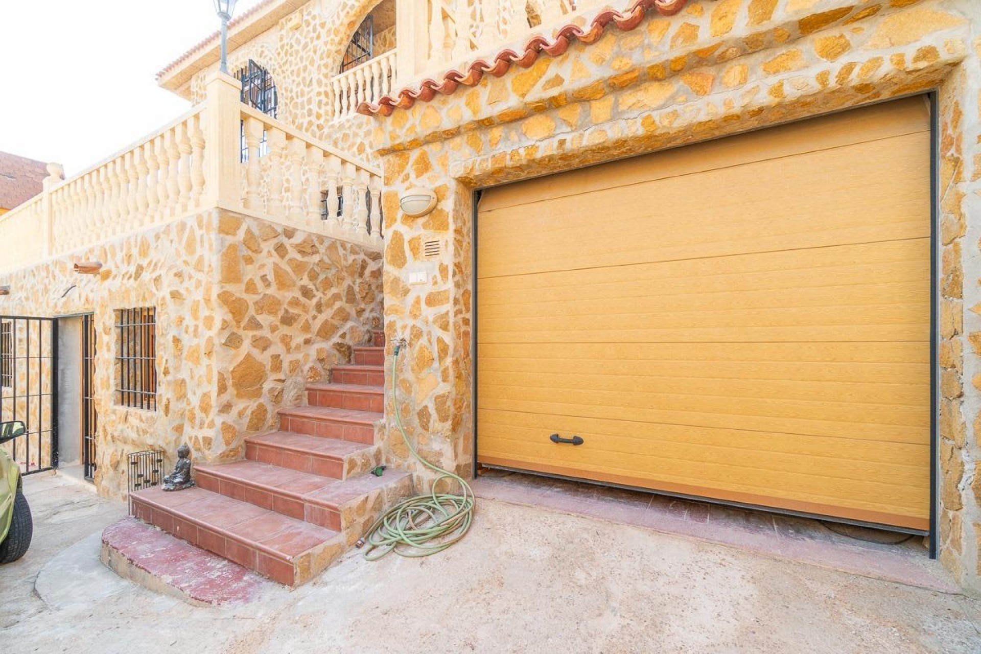 Resale - Chalet -
Orihuela Costa - Los Balcones