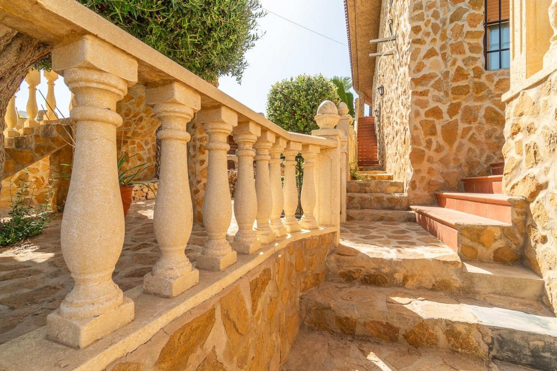 Resale - Chalet -
Orihuela Costa - Los Balcones