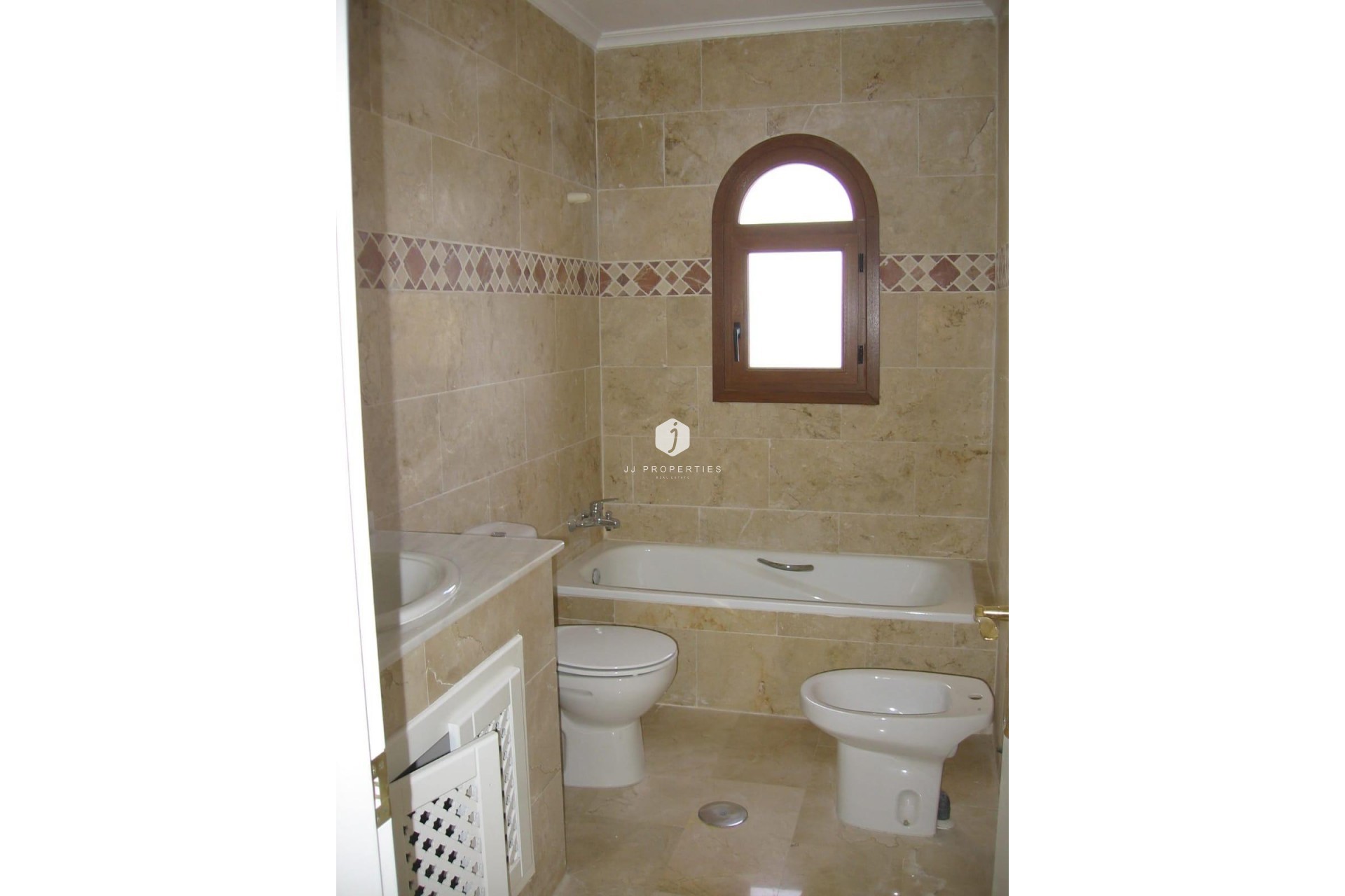 Resale - Chalet -
Orihuela Costa - PAU 8