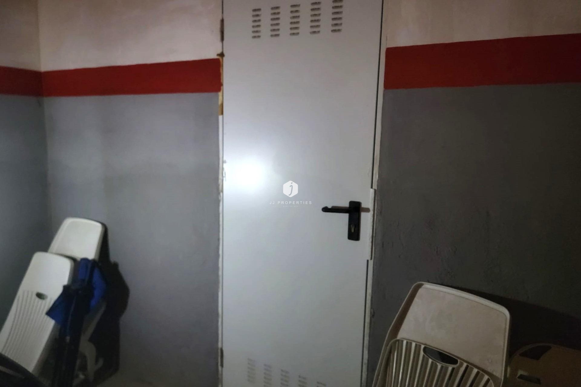 Resale - Chalet -
Orihuela Costa - Playa Flamenca