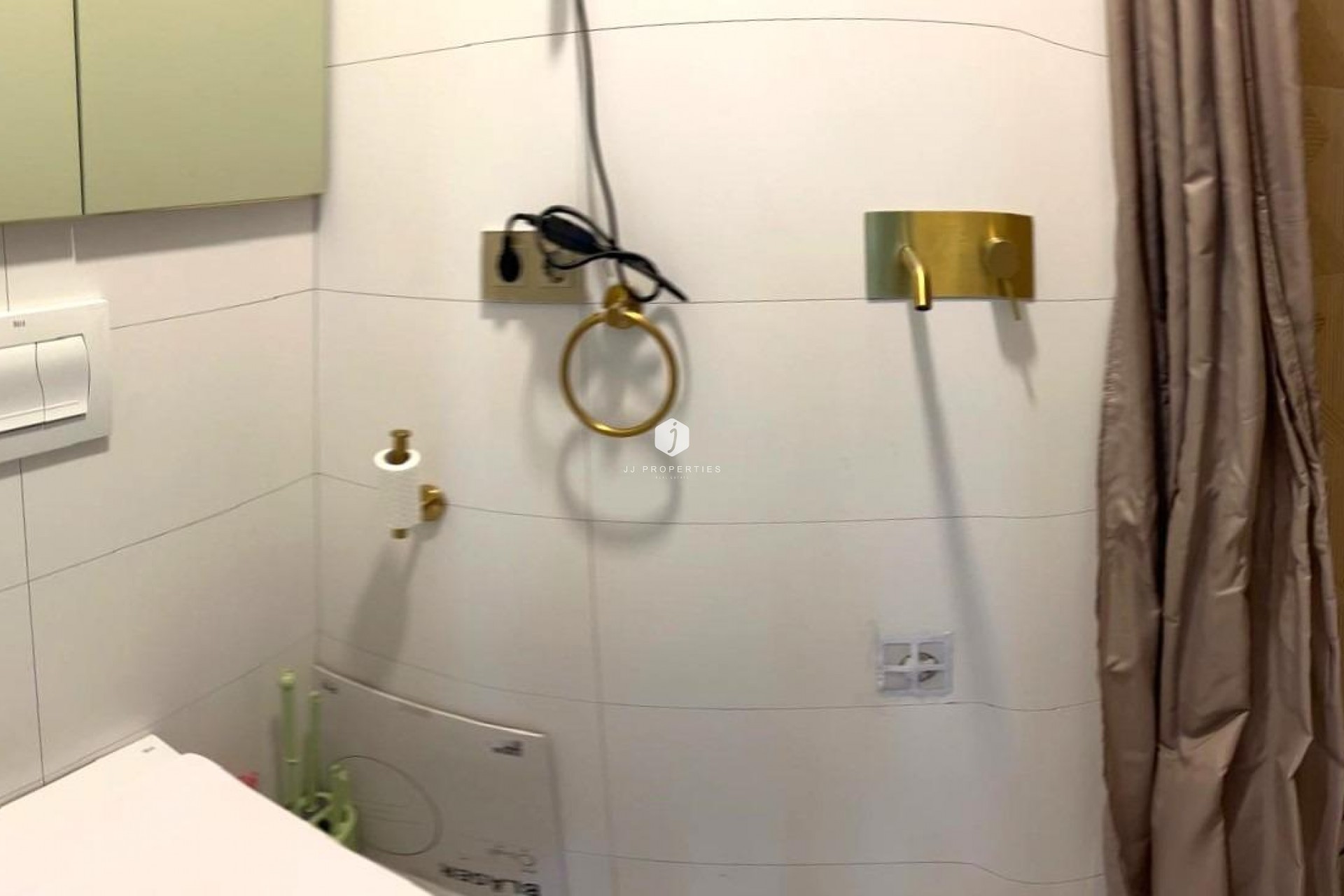 Resale - Chalet -
Orihuela Costa - Playa Flamenca