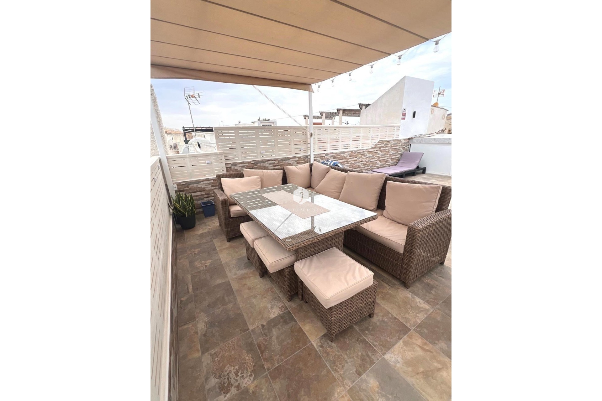 Resale - Chalet -
Orihuela Costa - Playa Flamenca