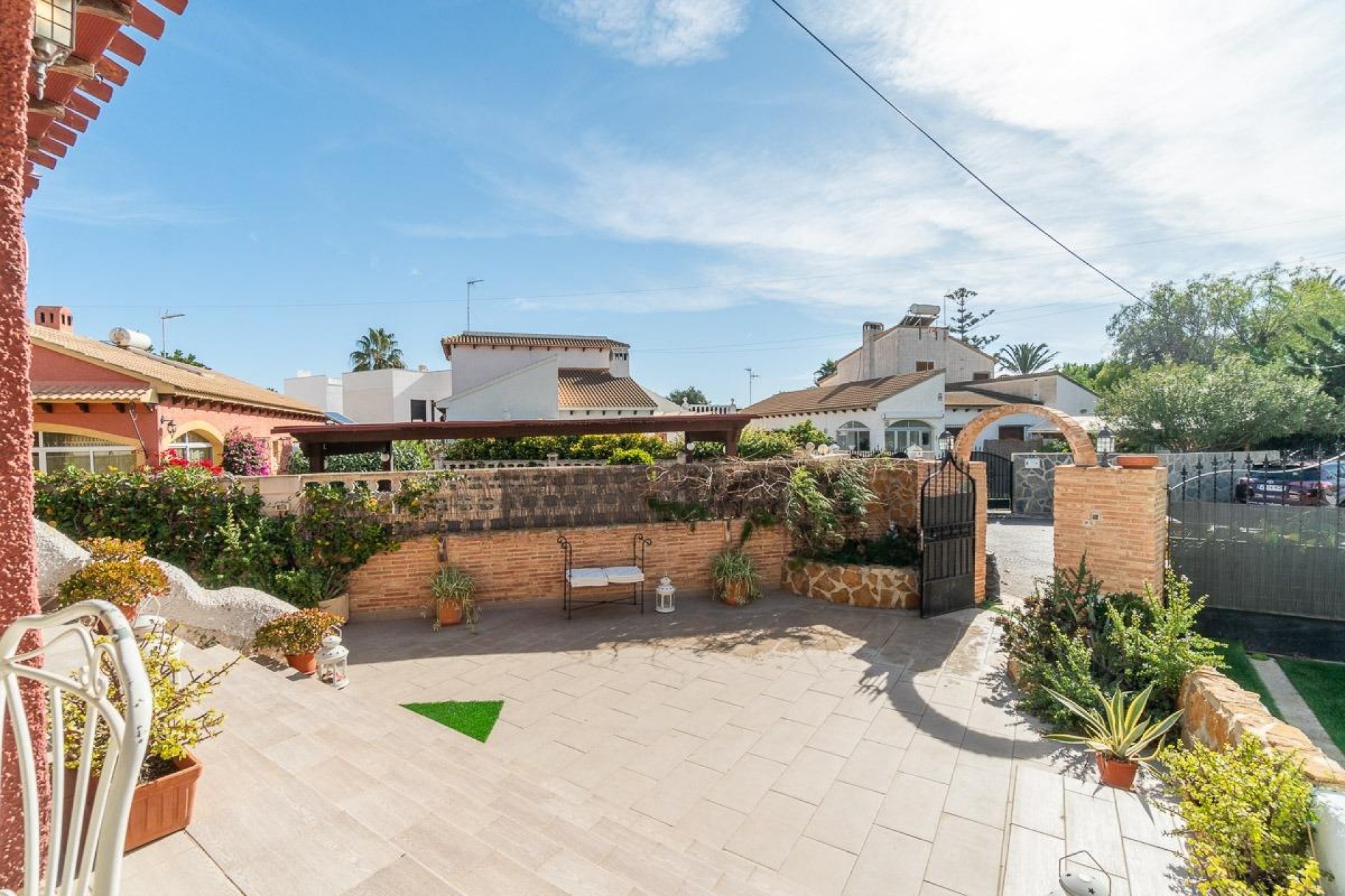 Resale - Chalet -
Orihuela Costa - Punta Prima