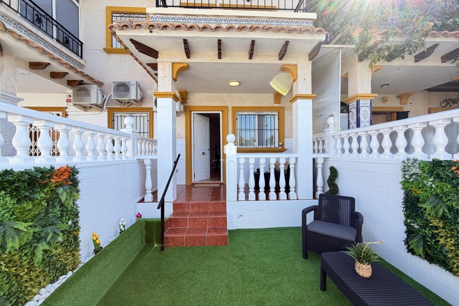 Resale - Chalet -
Orihuela Costa - Rocio Del Mar