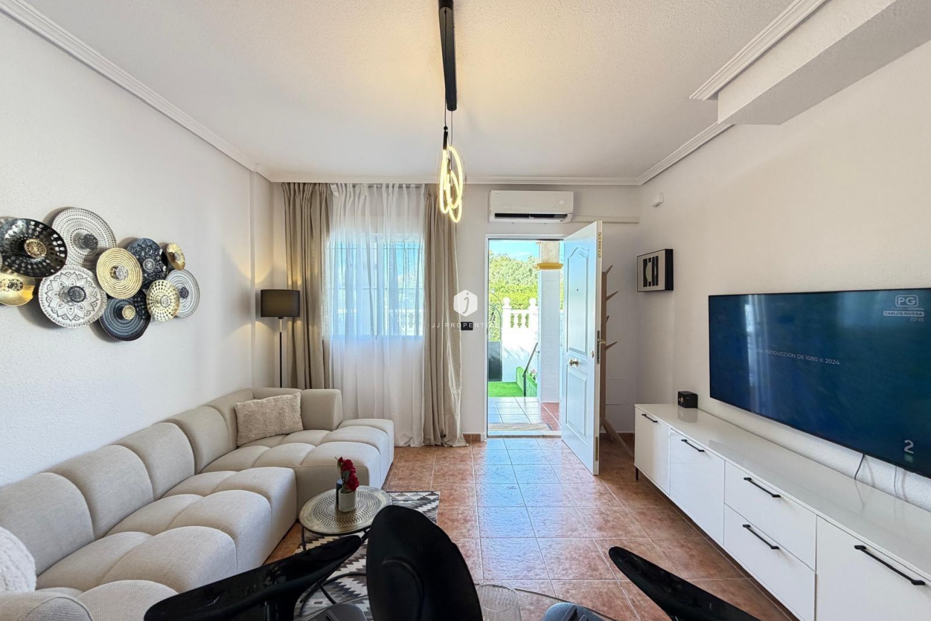 Resale - Chalet -
Orihuela Costa - Rocio Del Mar