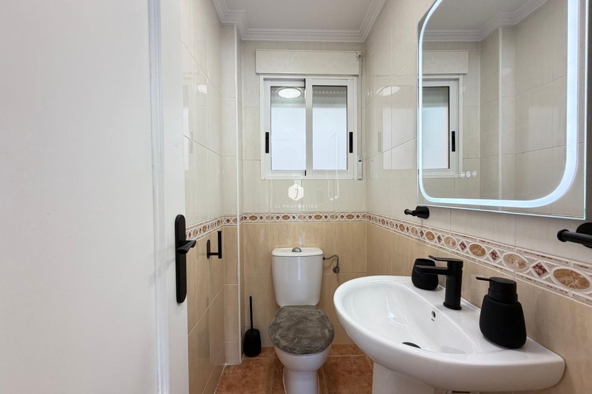 Resale - Chalet -
Orihuela Costa - Rocio Del Mar