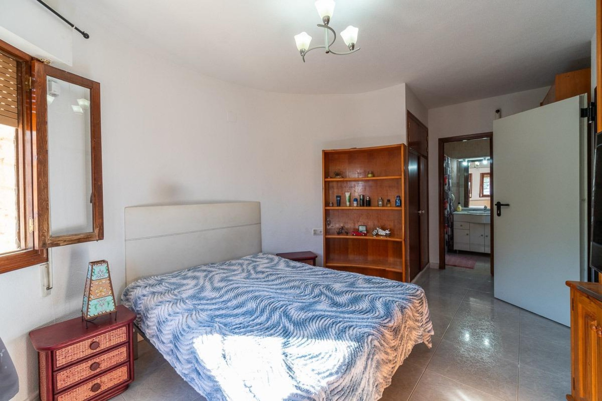 Resale - Chalet -
Orihuela Costa - Villamartín