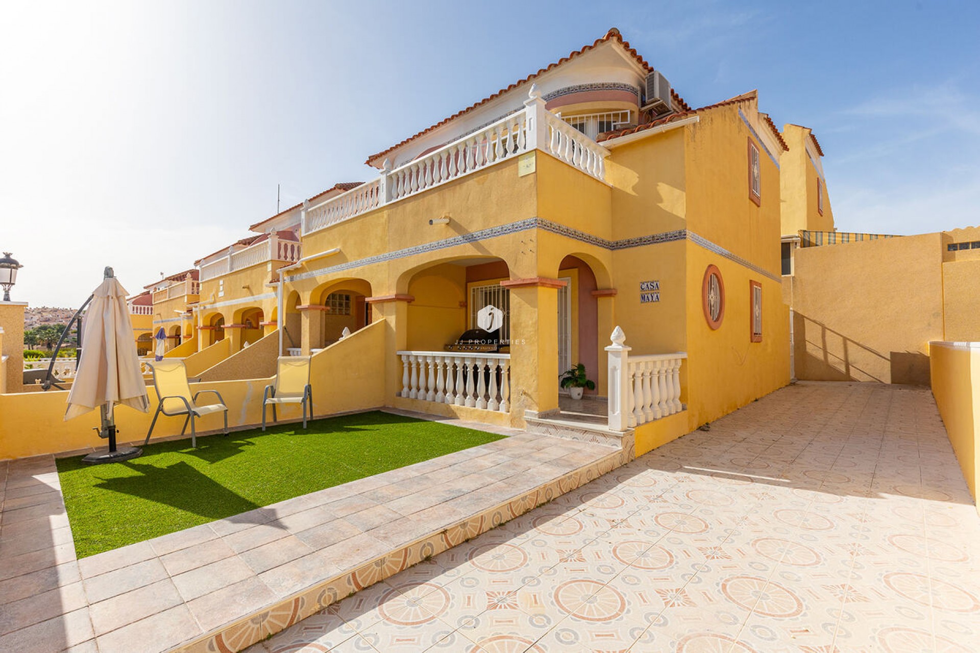 Resale - Chalet -
Orihuela Costa - Villamartín