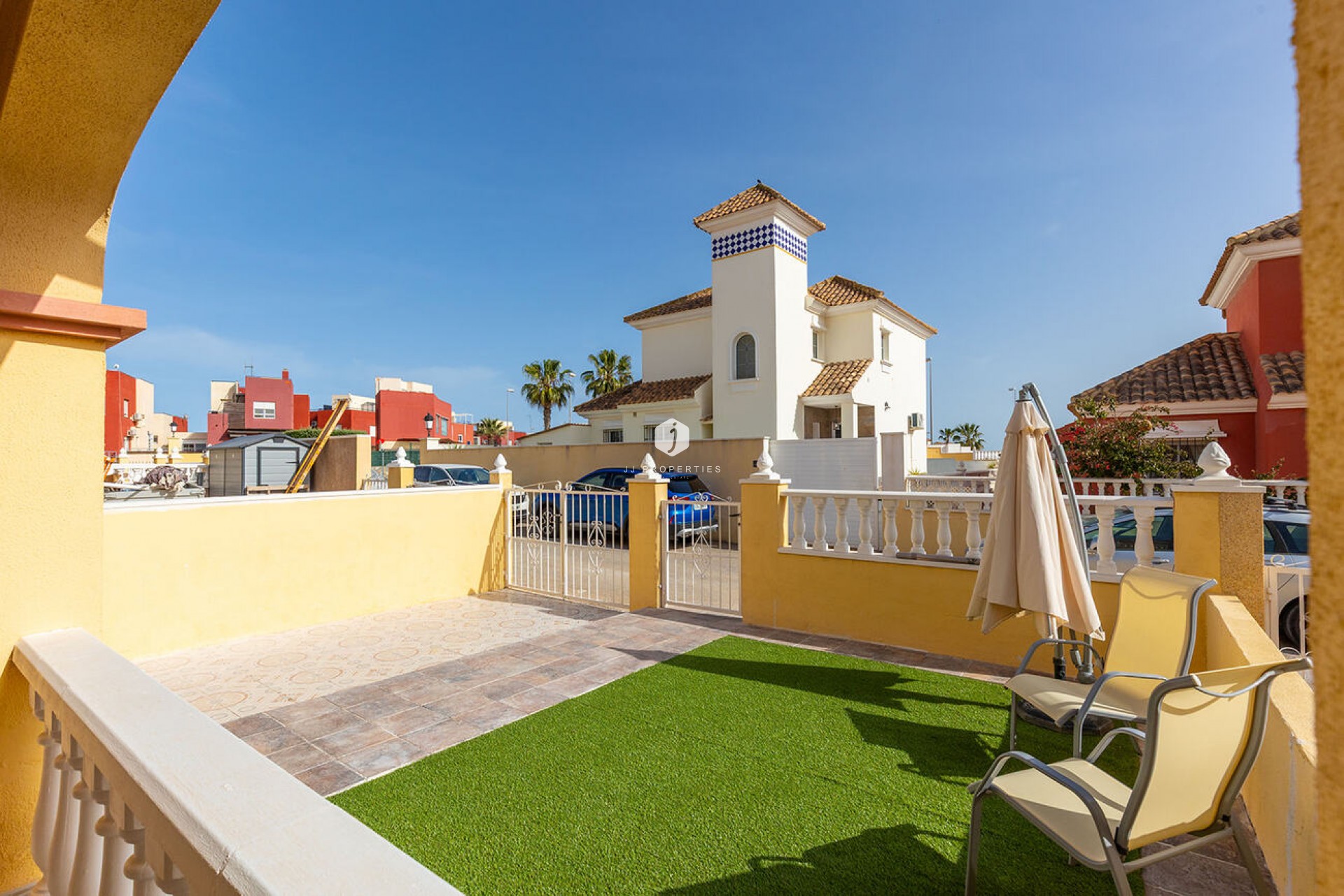 Resale - Chalet -
Orihuela Costa - Villamartín