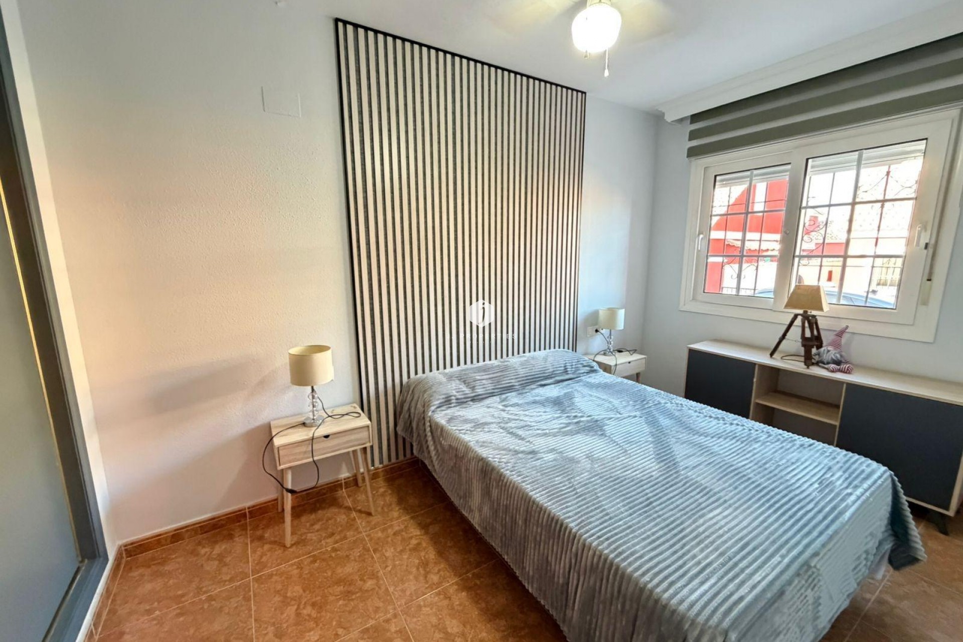 Resale - Chalet -
Orihuela Costa - Villamartín