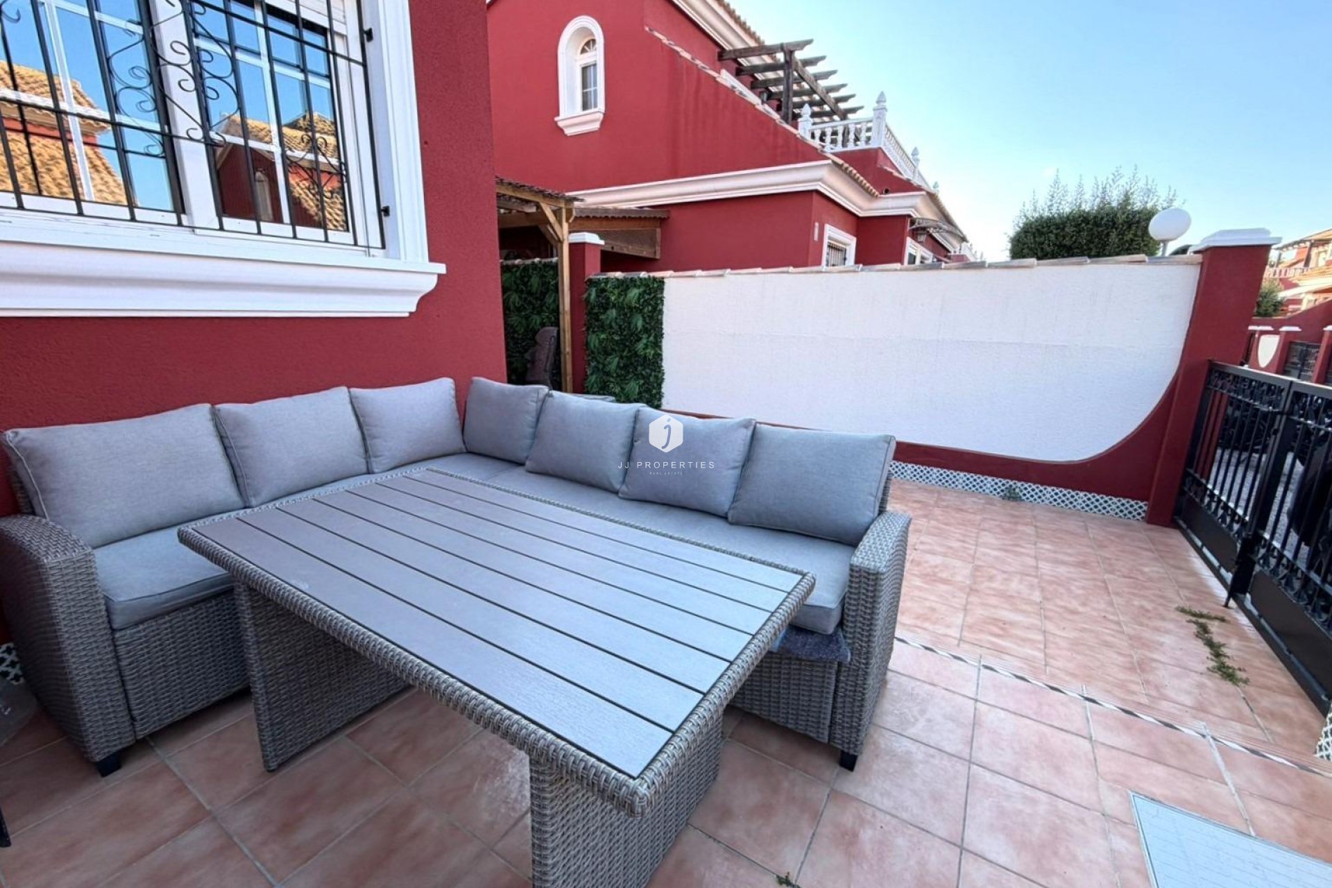 Resale - Chalet -
Orihuela Costa - Villamartín