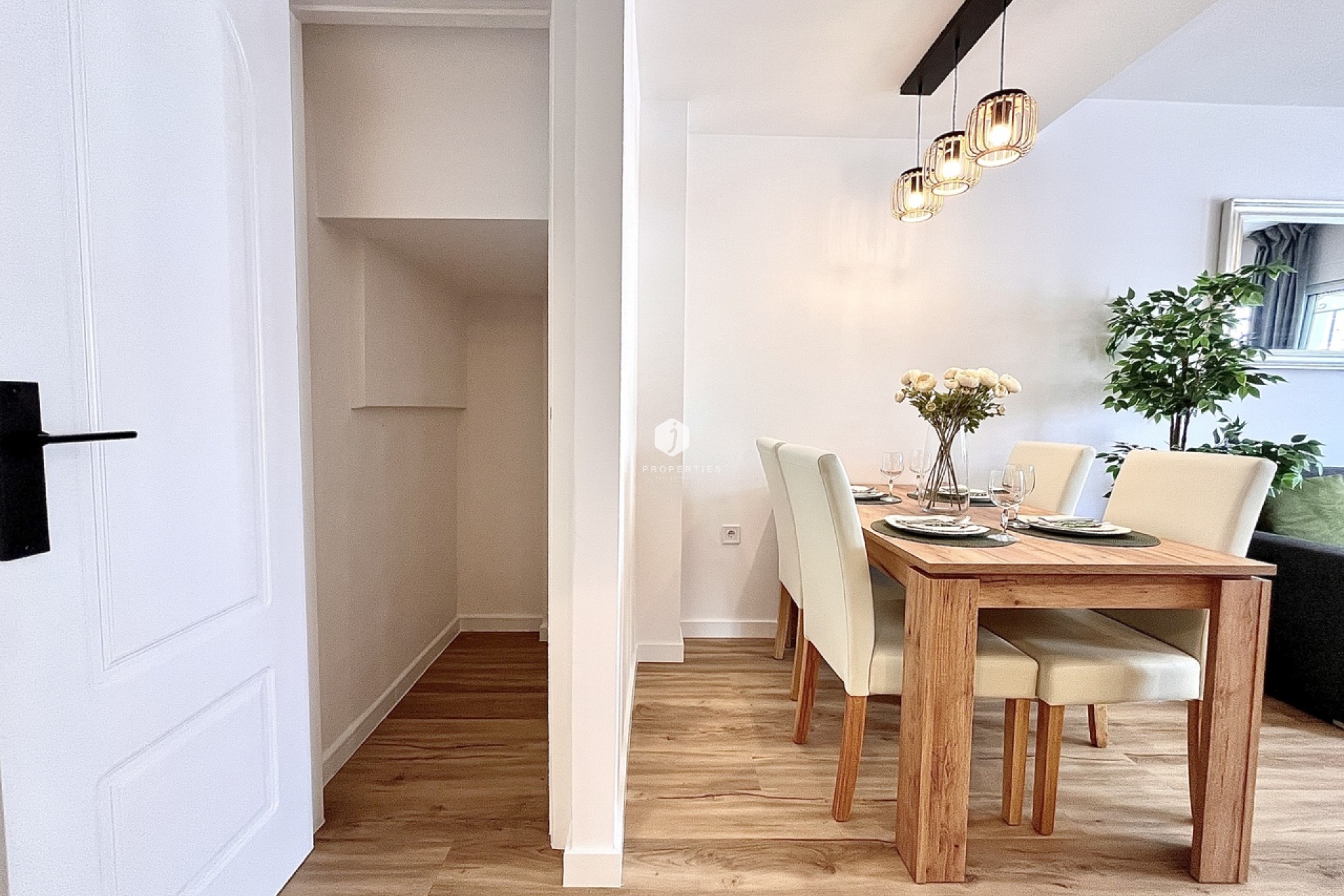 Resale - Chalet -
Playa Flamenca - Costa Blanca