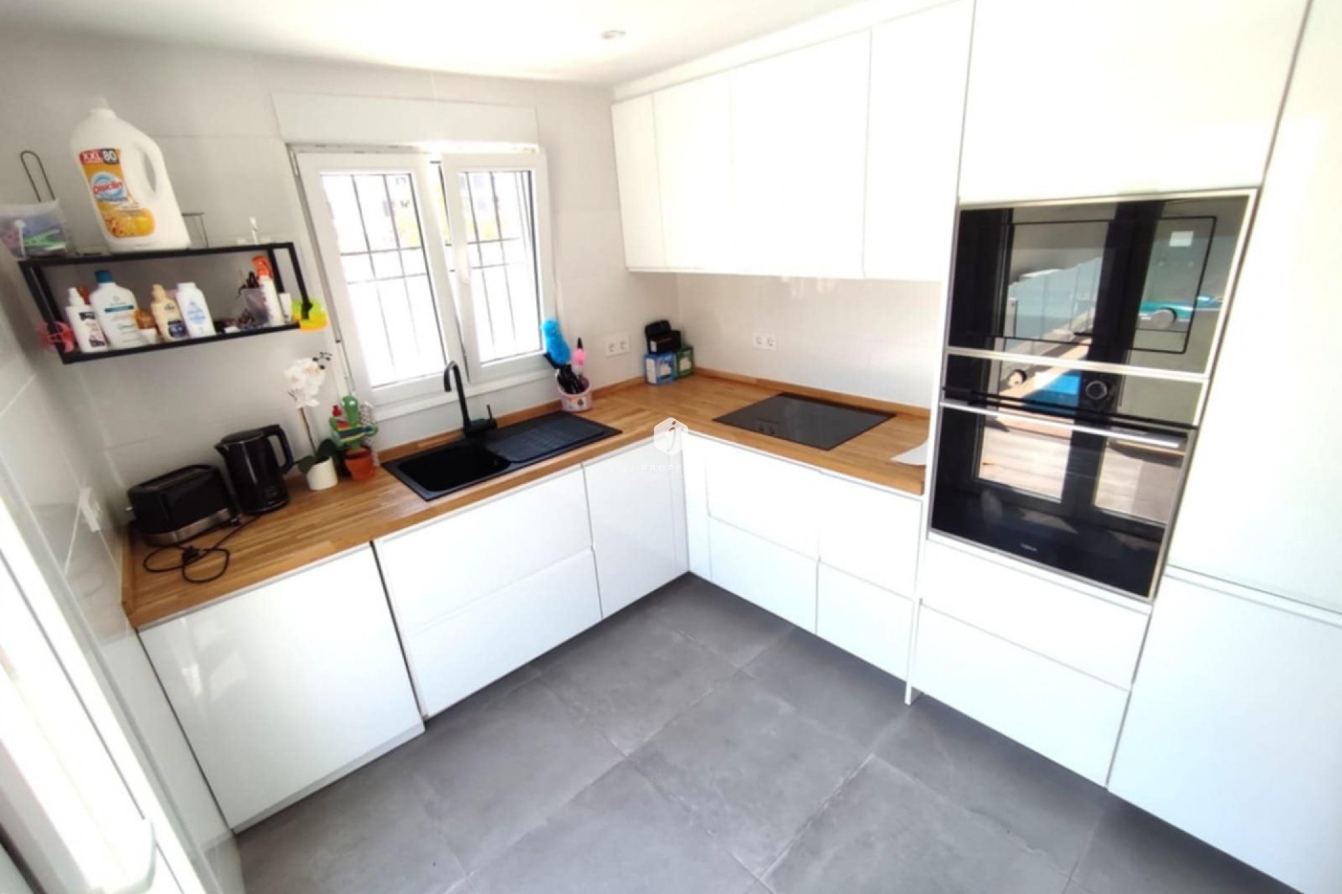 Resale - Chalet -
Playa Flamenca - Costa Blanca