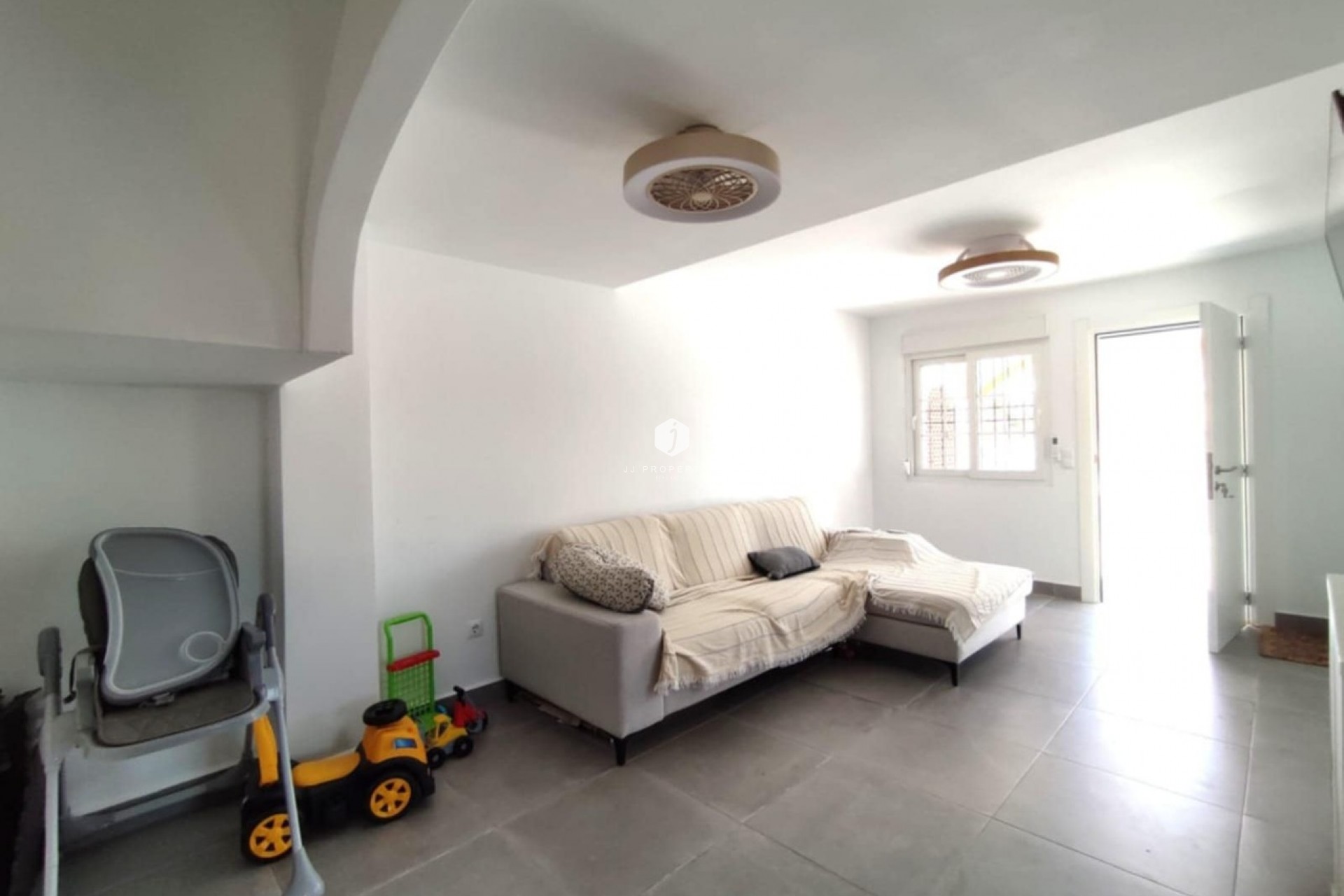 Resale - Chalet -
Playa Flamenca - Costa Blanca