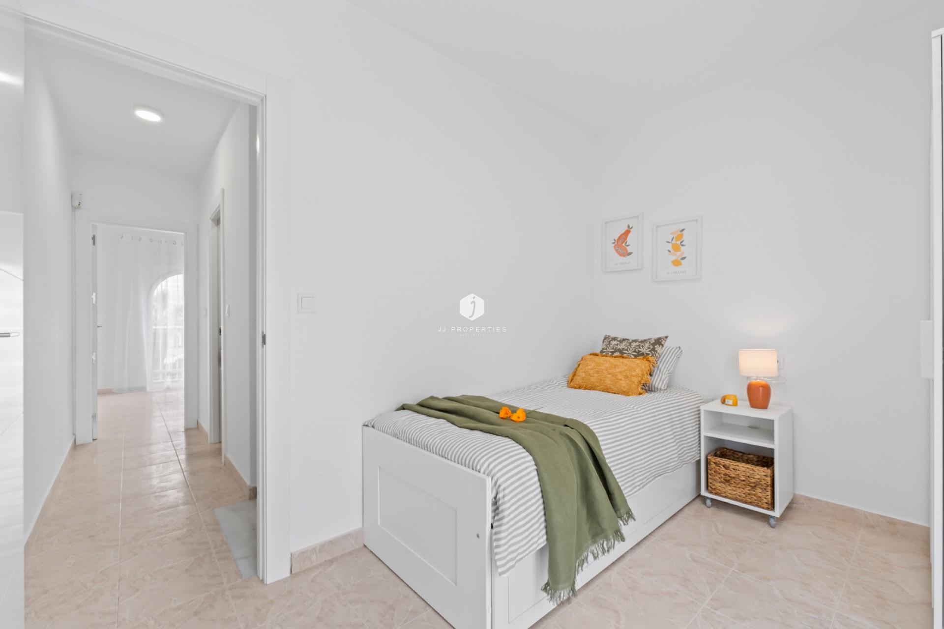 Resale - Chalet -
Playa Flamenca - Costa Blanca