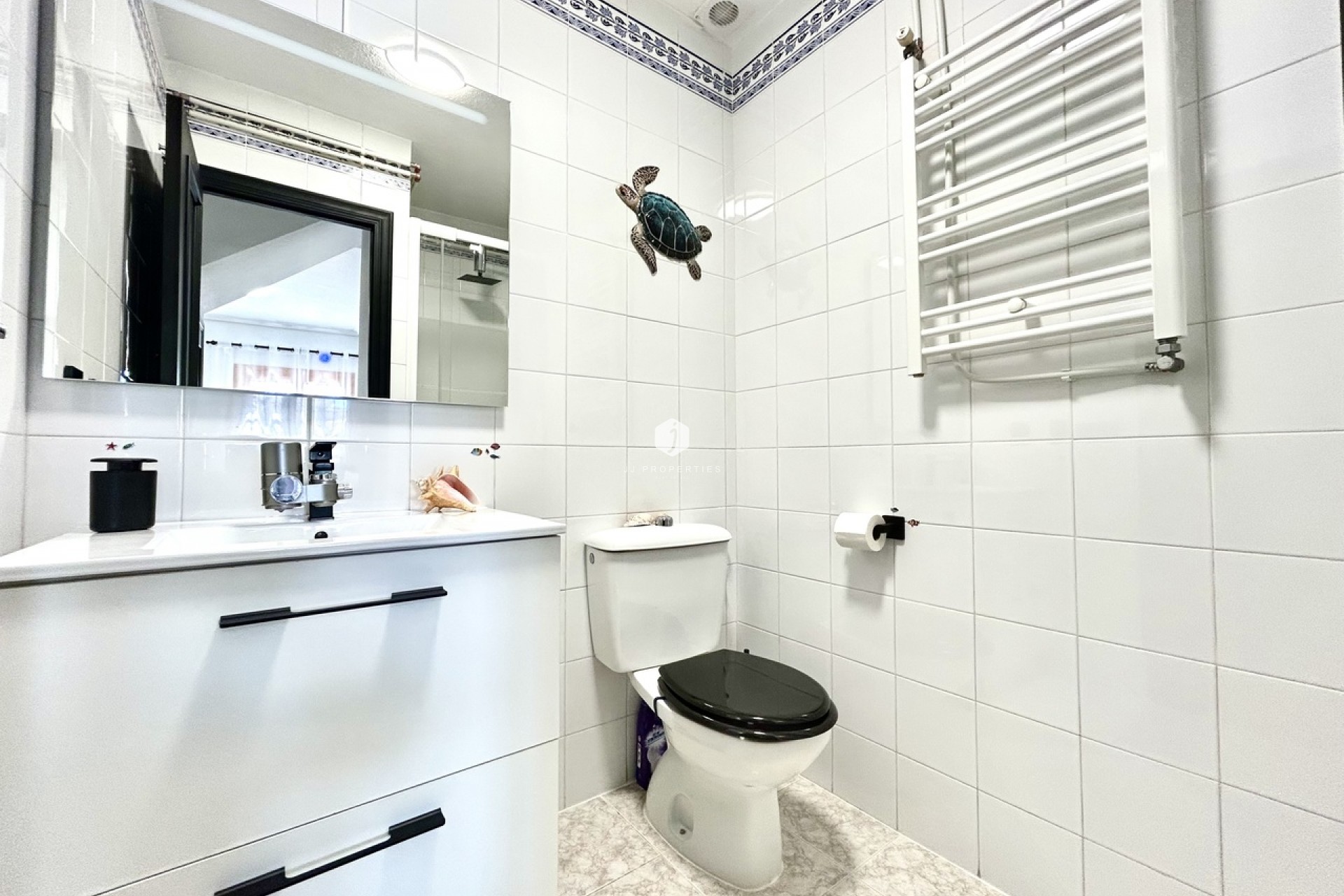 Resale - Chalet -
Playa Flamenca - Costa Blanca