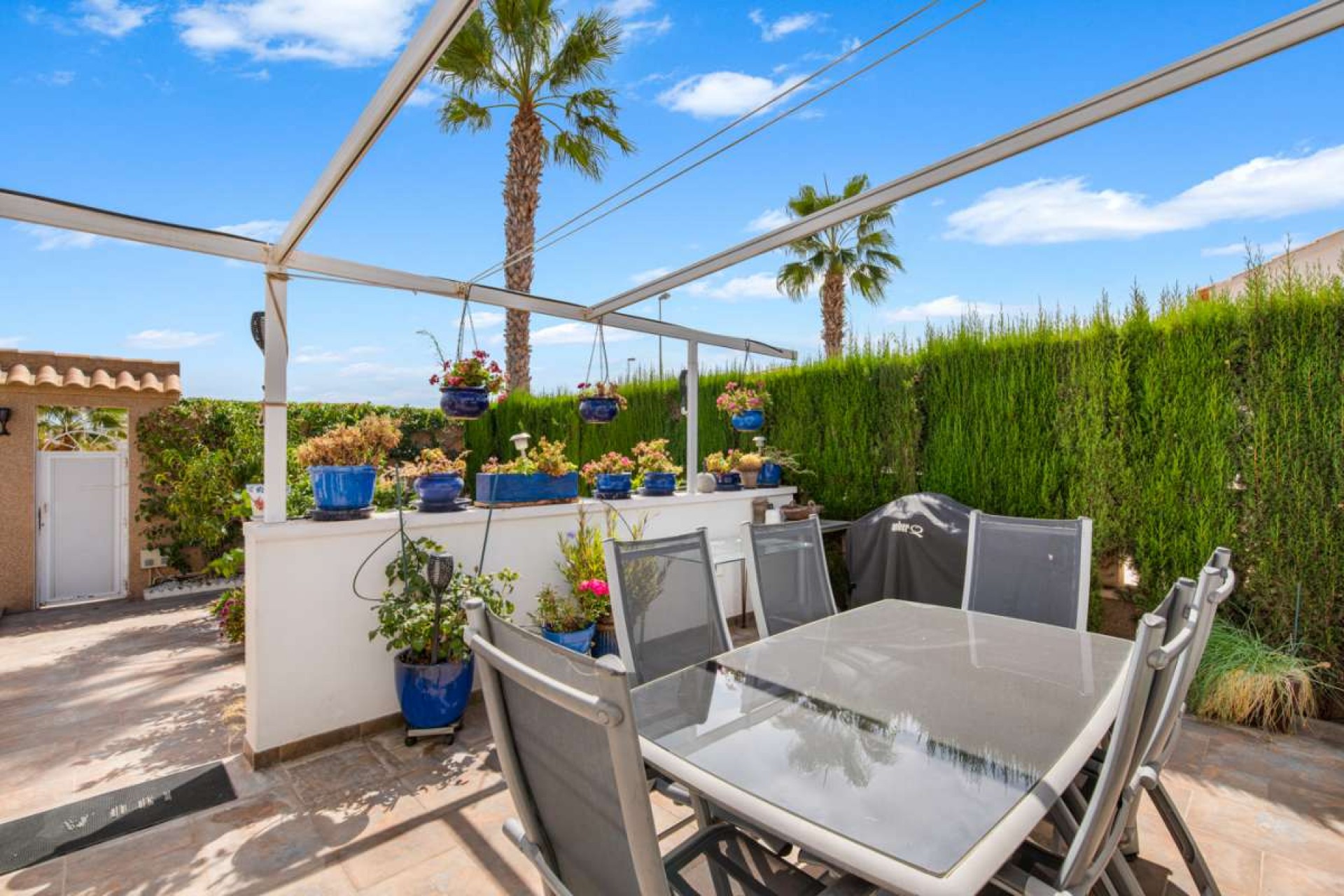 Resale - Chalet -
Punta Prima - Costa Blanca