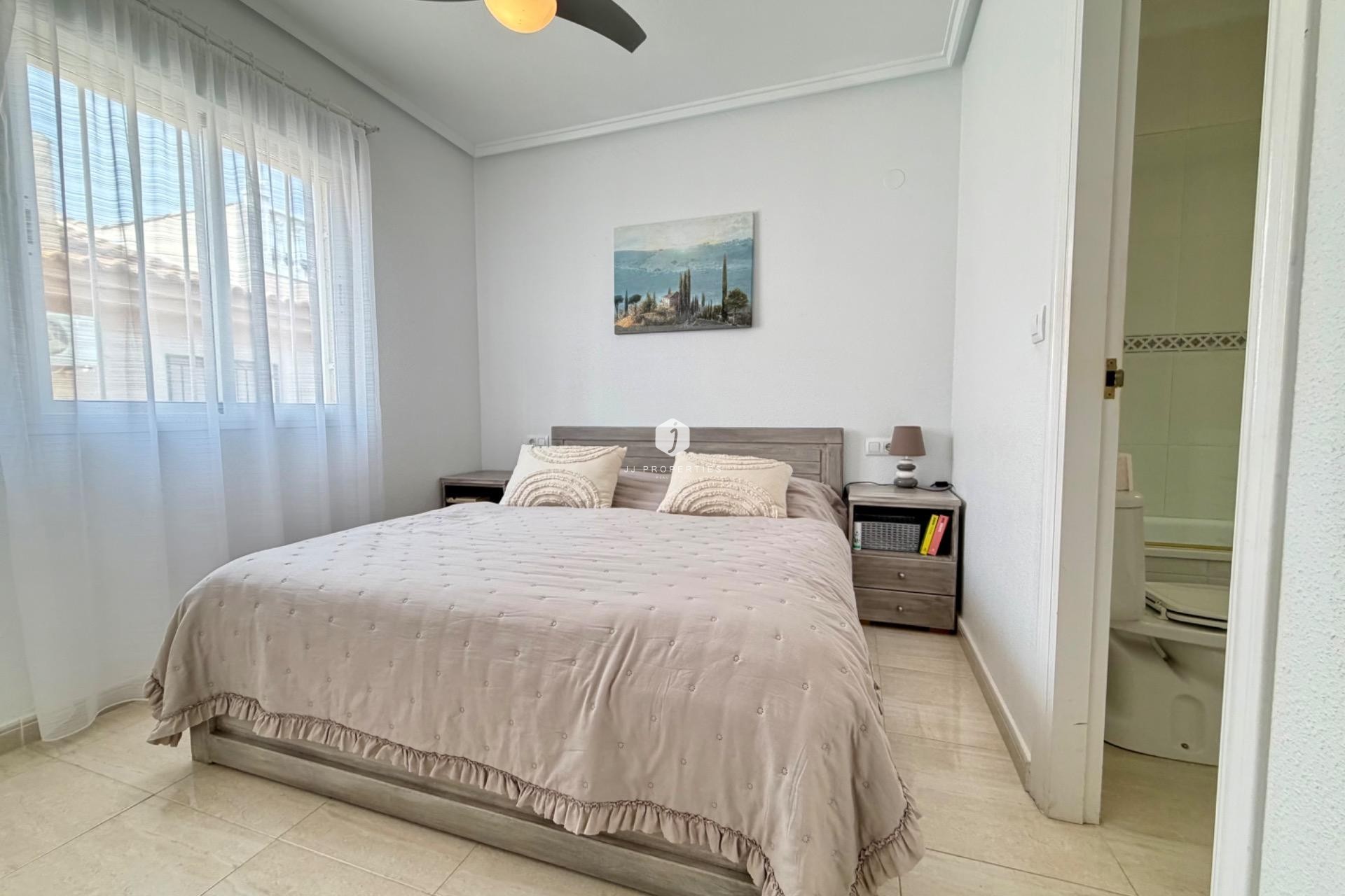 Resale - Chalet -
Rojales - Pueblo