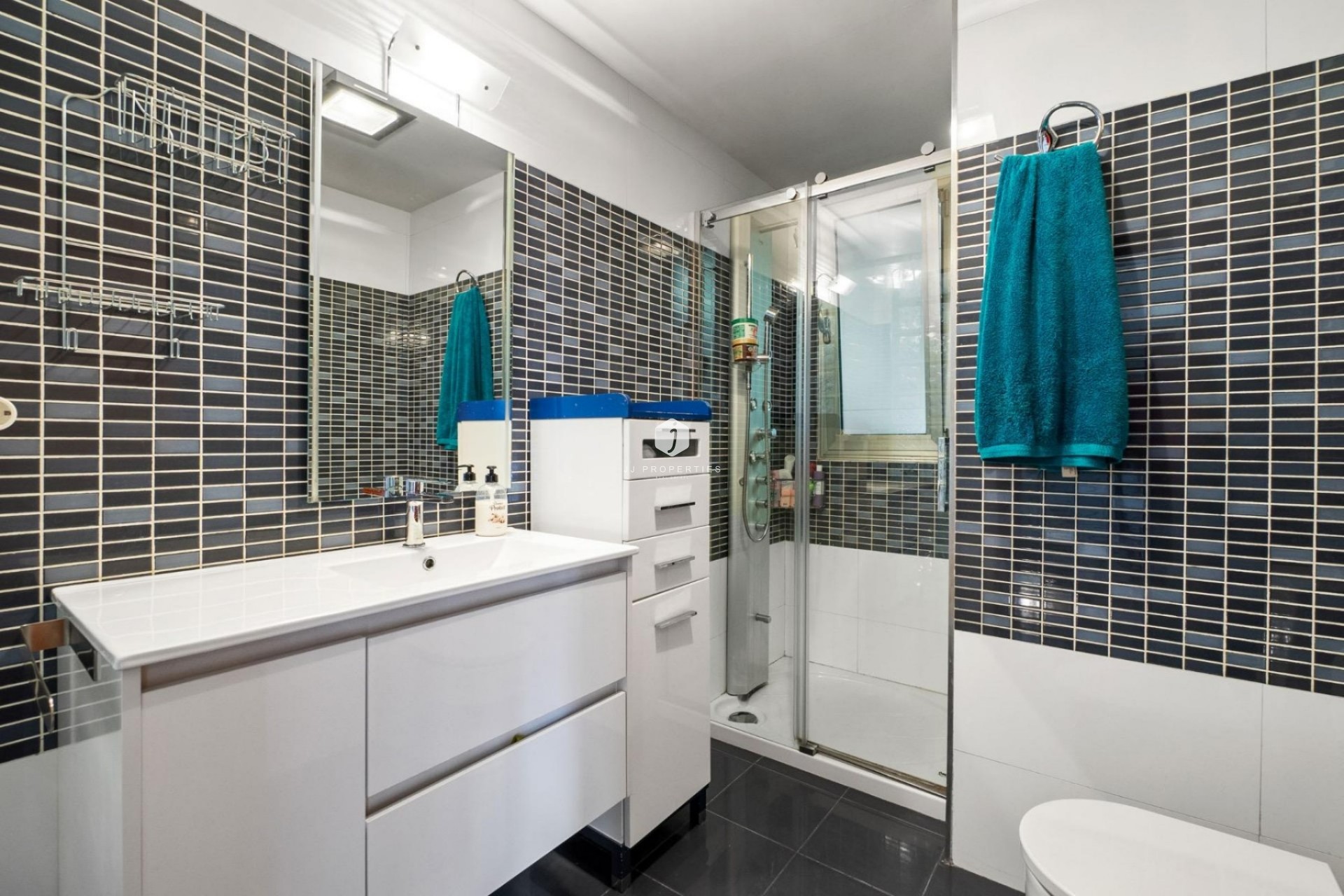 Resale - Chalet -
Rojales