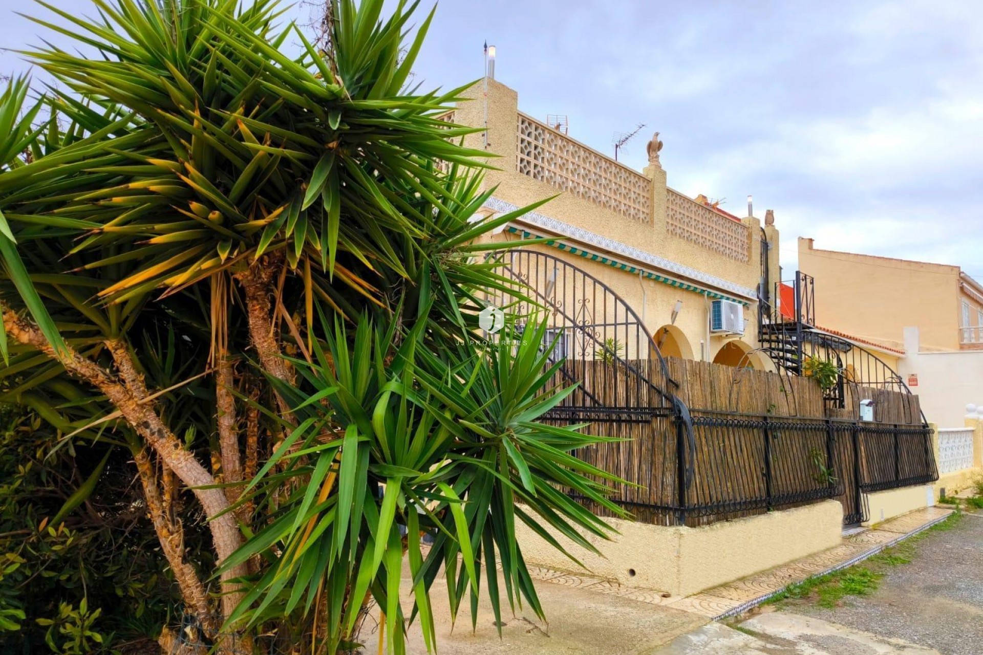 Resale - Chalet -
San Fulgencio - La Marina - Urb. La Marina