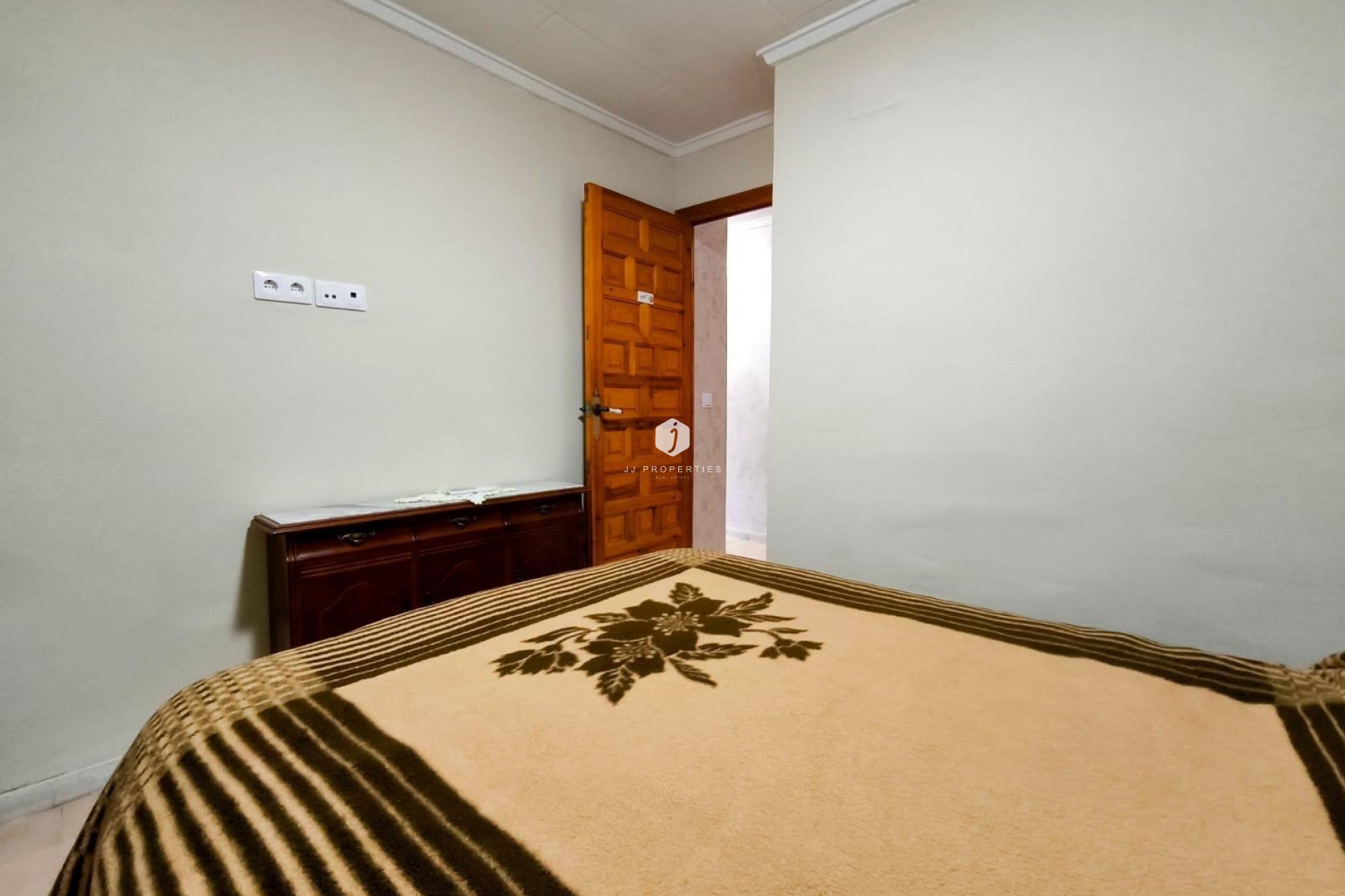 Resale - Chalet -
San Fulgencio - La Marina - Urb. La Marina