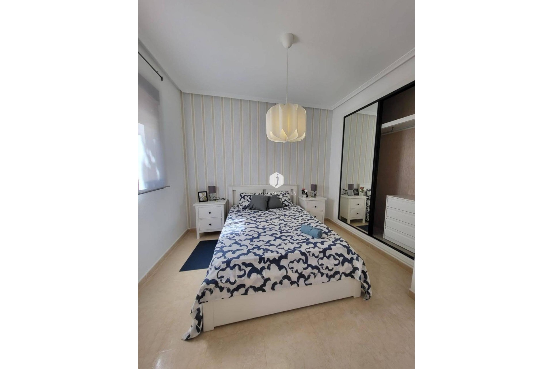 Resale - Chalet -
San Miguel de Salinas - Ciudad De Las Comunicaciones