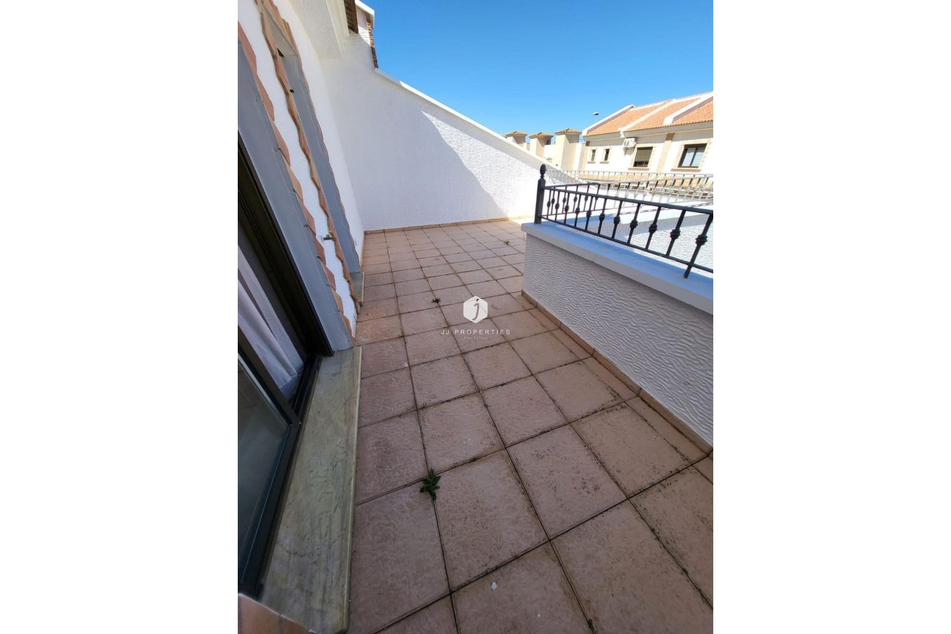 Resale - Chalet -
San Miguel de Salinas - Ciudad De Las Comunicaciones