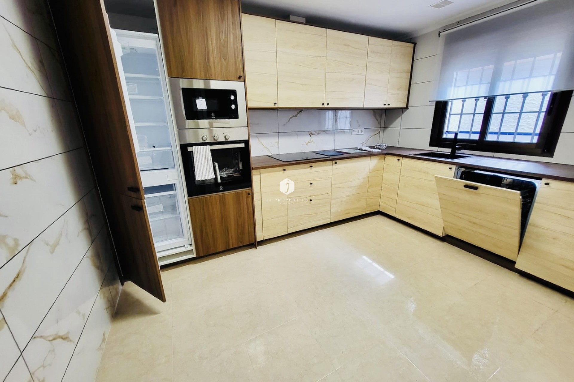 Resale - Chalet -
San Miguel de Salinas - Inland