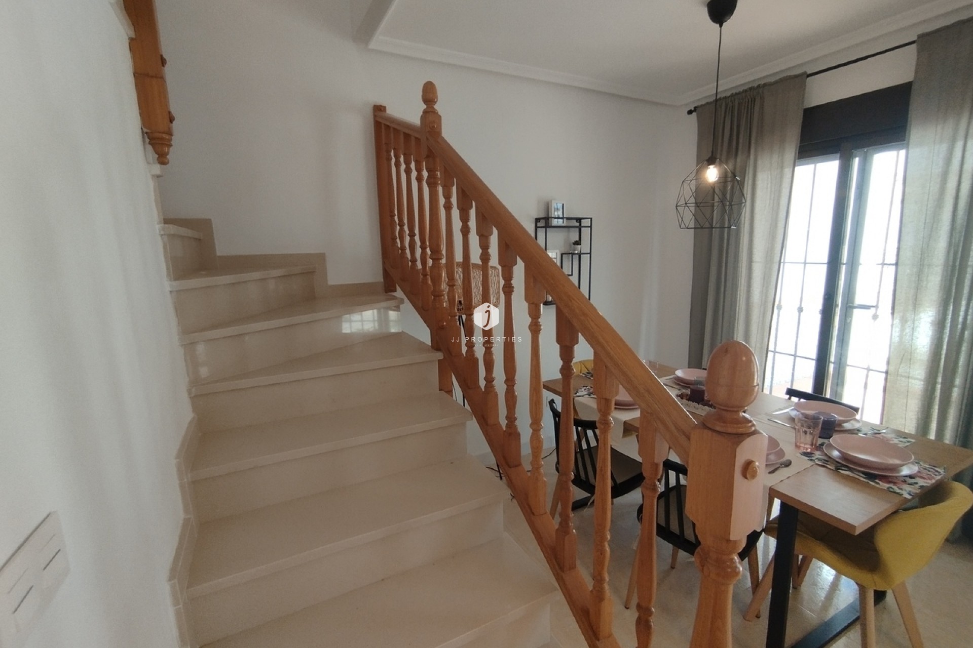 Resale - Chalet -
San Miguel de Salinas - Inland