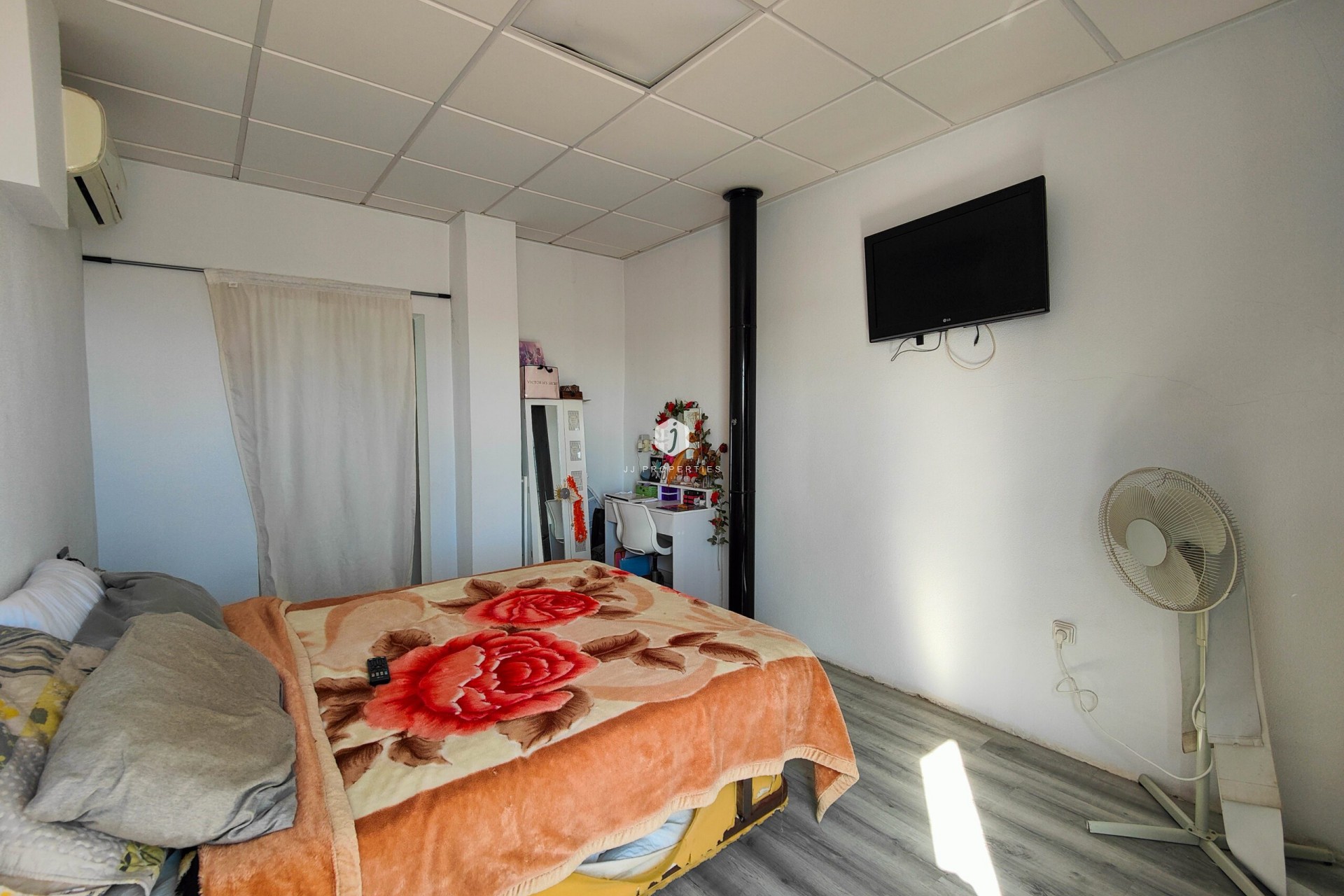 Resale - Chalet -
San Miguel de Salinas - Inland