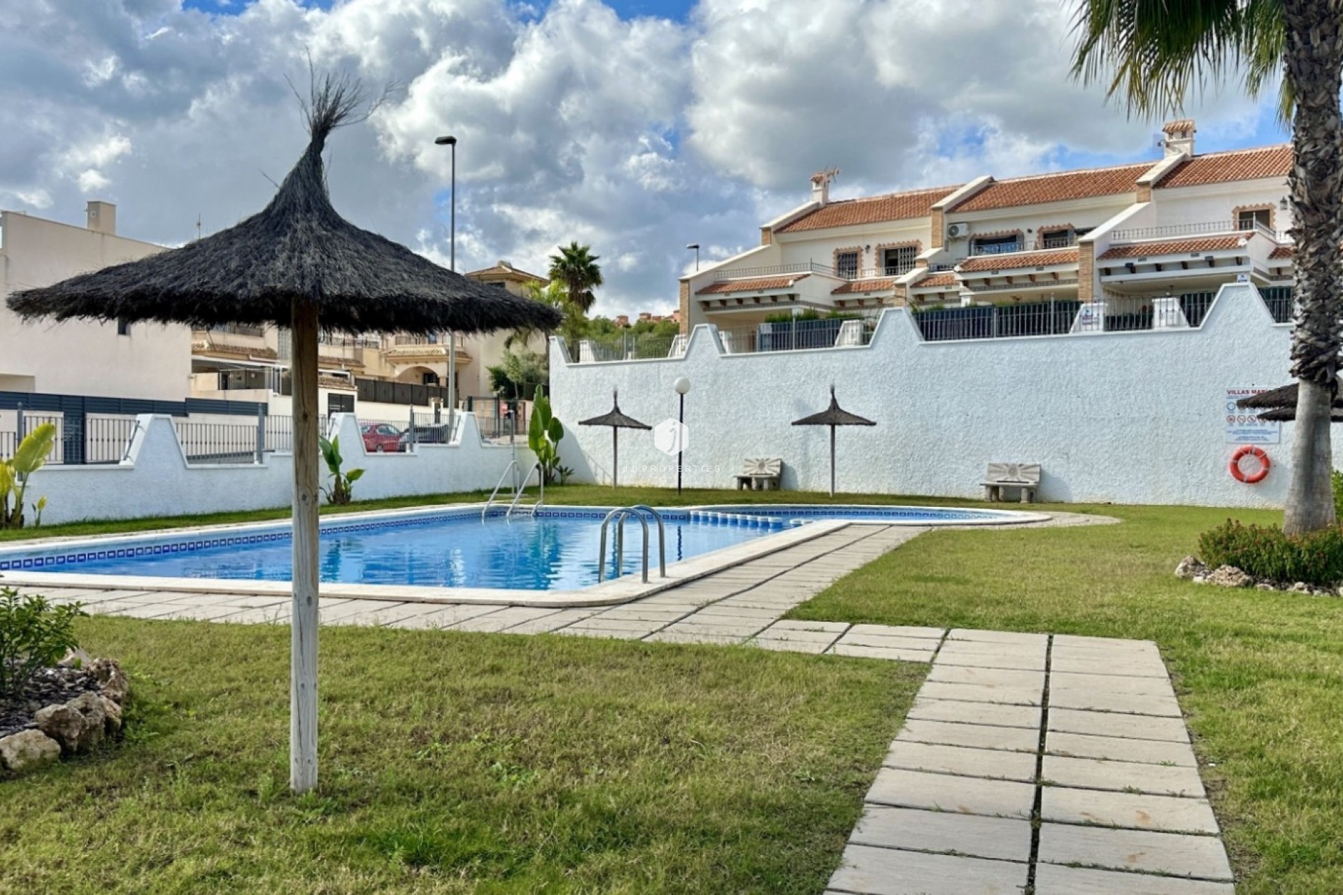 Resale - Chalet -
San Miguel de Salinas - Inland